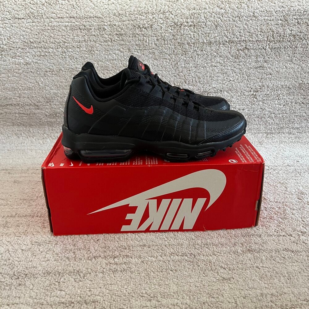 Nike Air Max 95 Ultra 'Black Crimson'