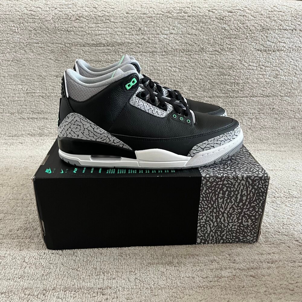 Air Jordan 3 Retro 'Green Glow'