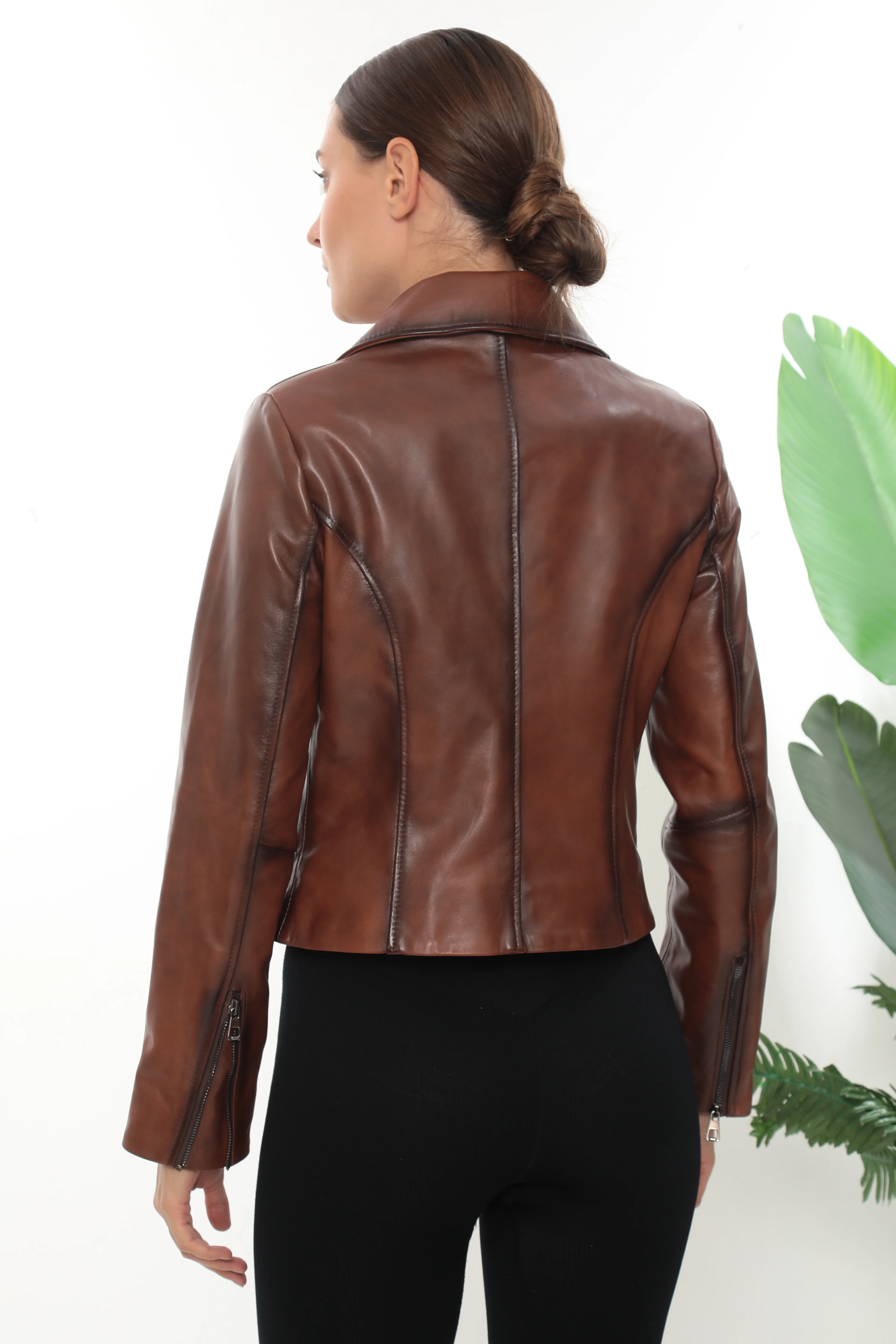 RV EVELYN KADIN KRUVAZE YAKA BİKER DERİ MONT