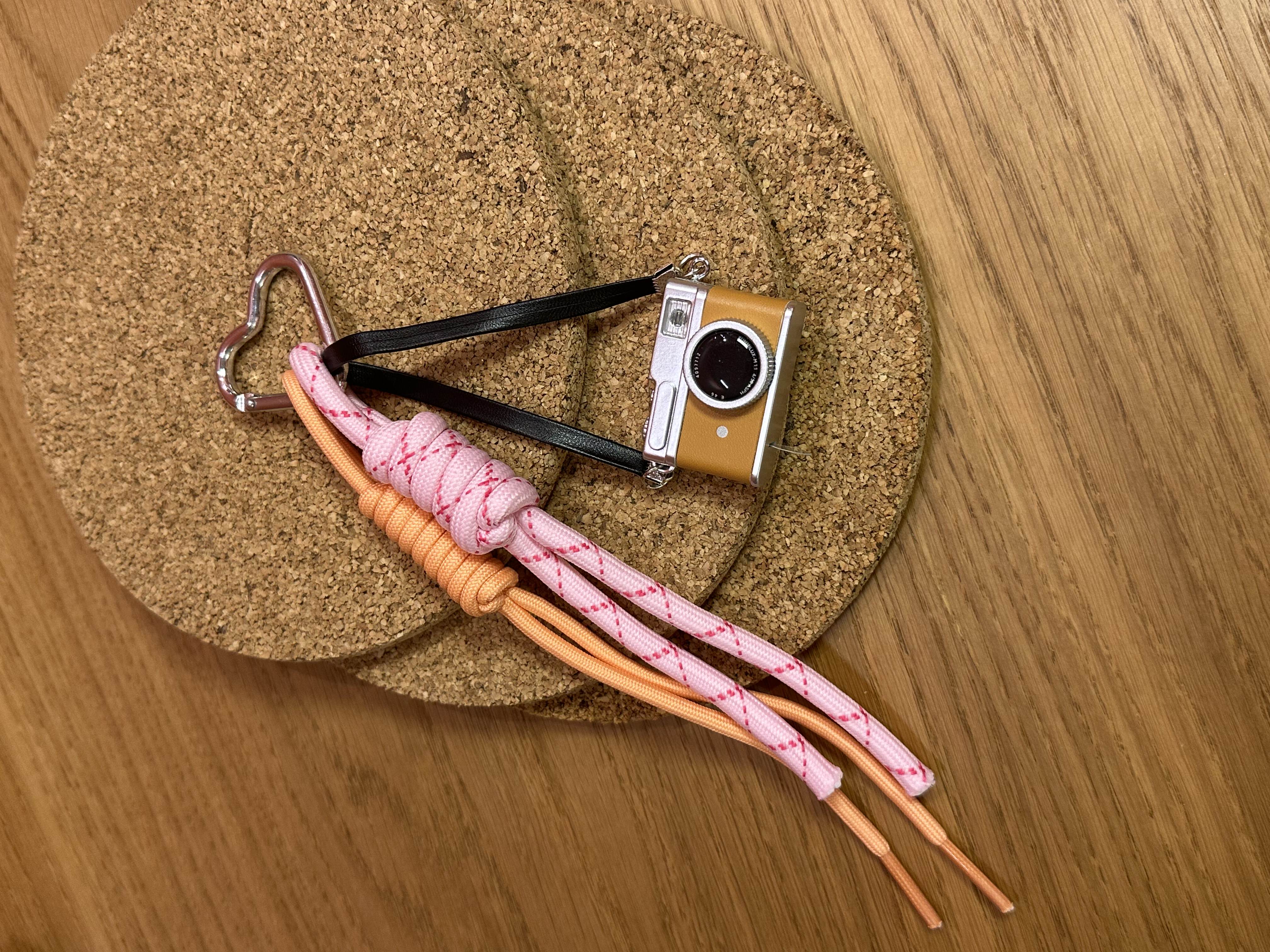 Fotoğraf Makineli Charm - Pembe Analog