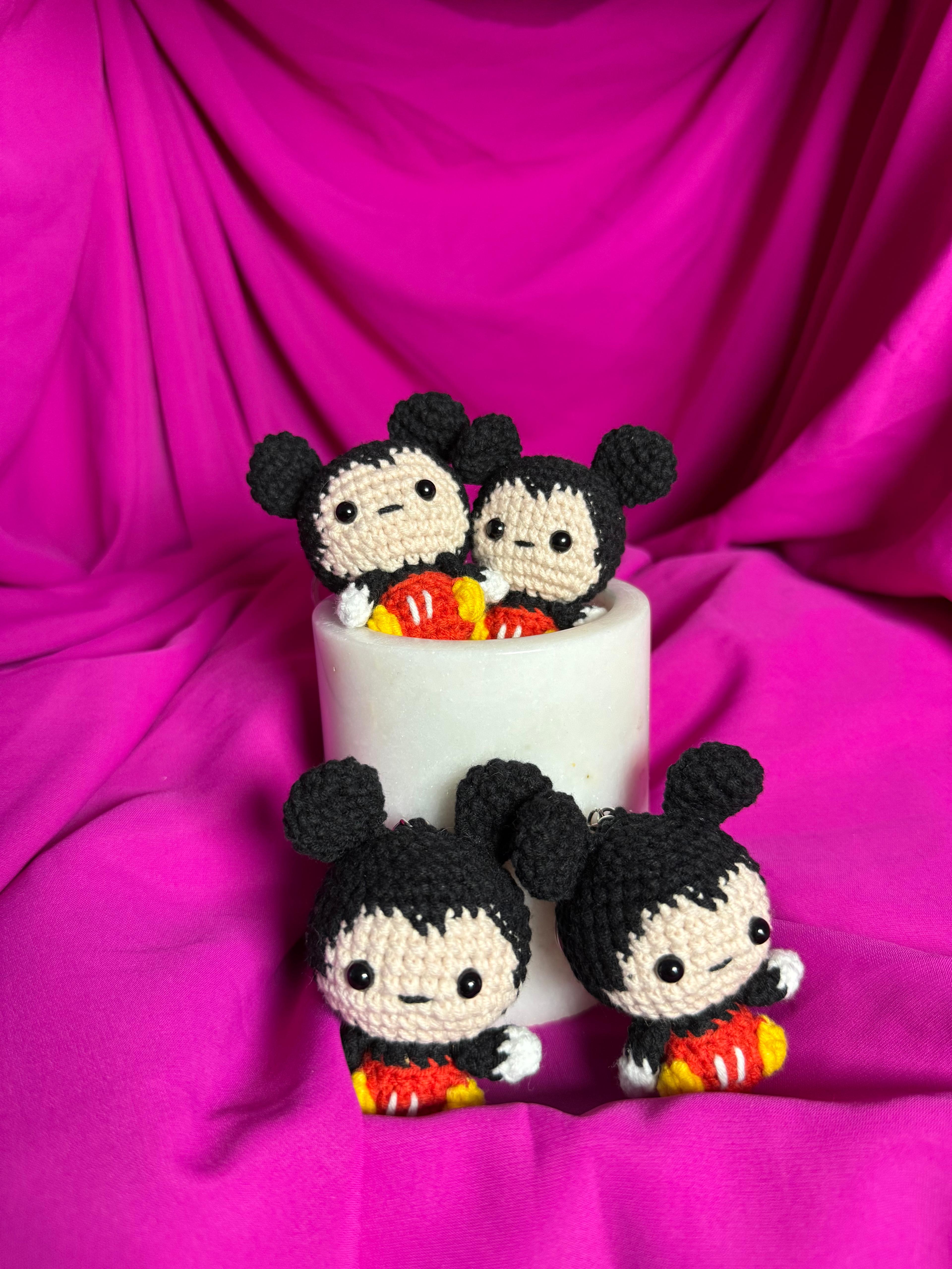 Mickey Mouse El Örgüsü Anahtarlık