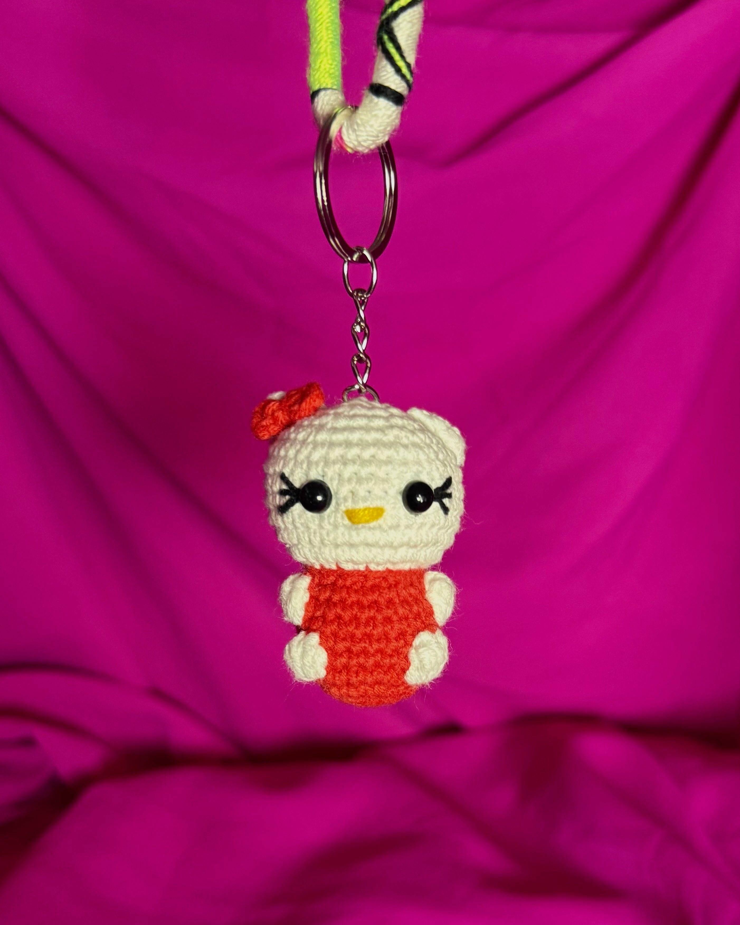 Hello Kitty El Örgüsü Anahtarlık - Kırmızı