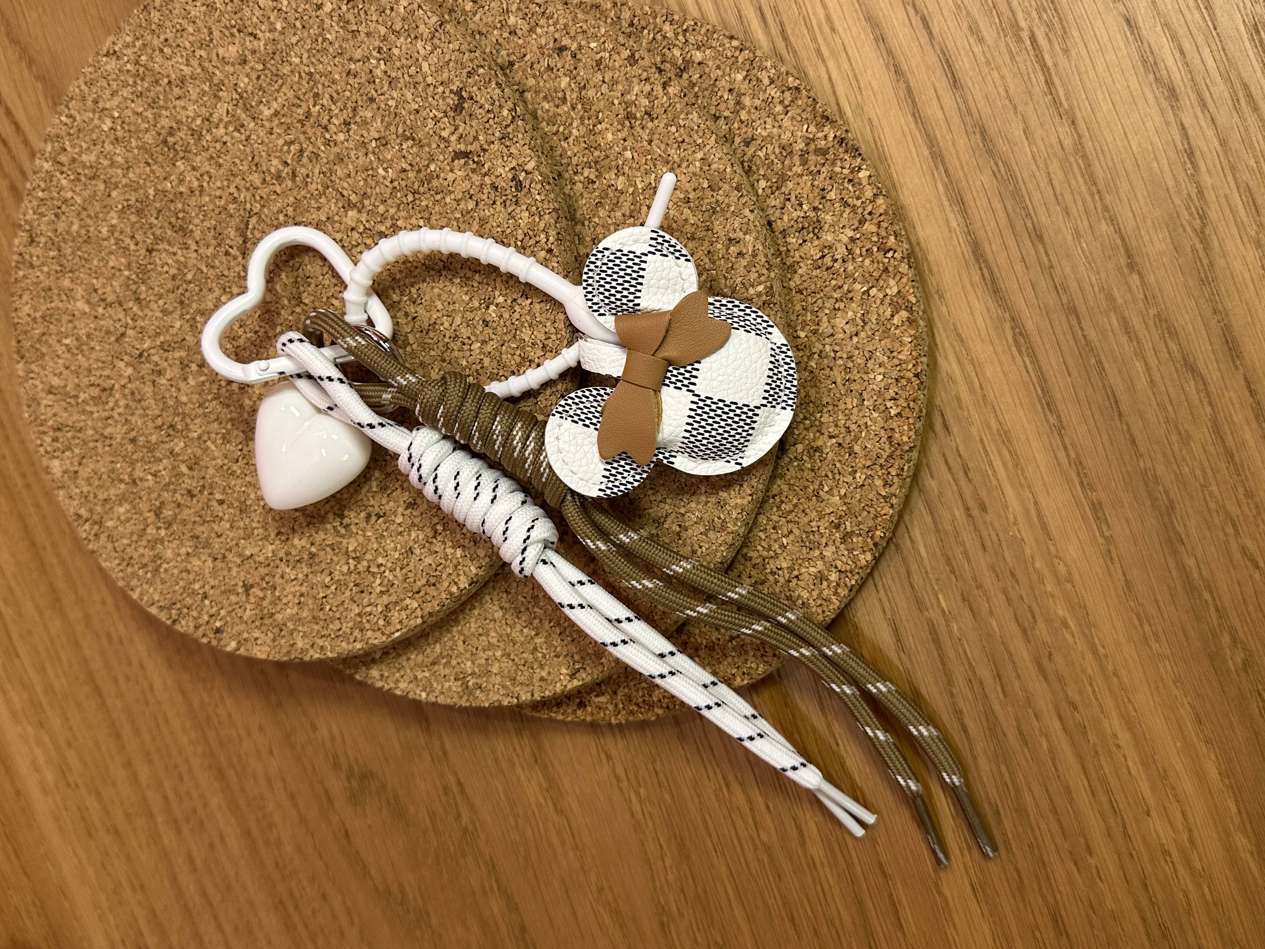 Mickey Charm - Beyaz