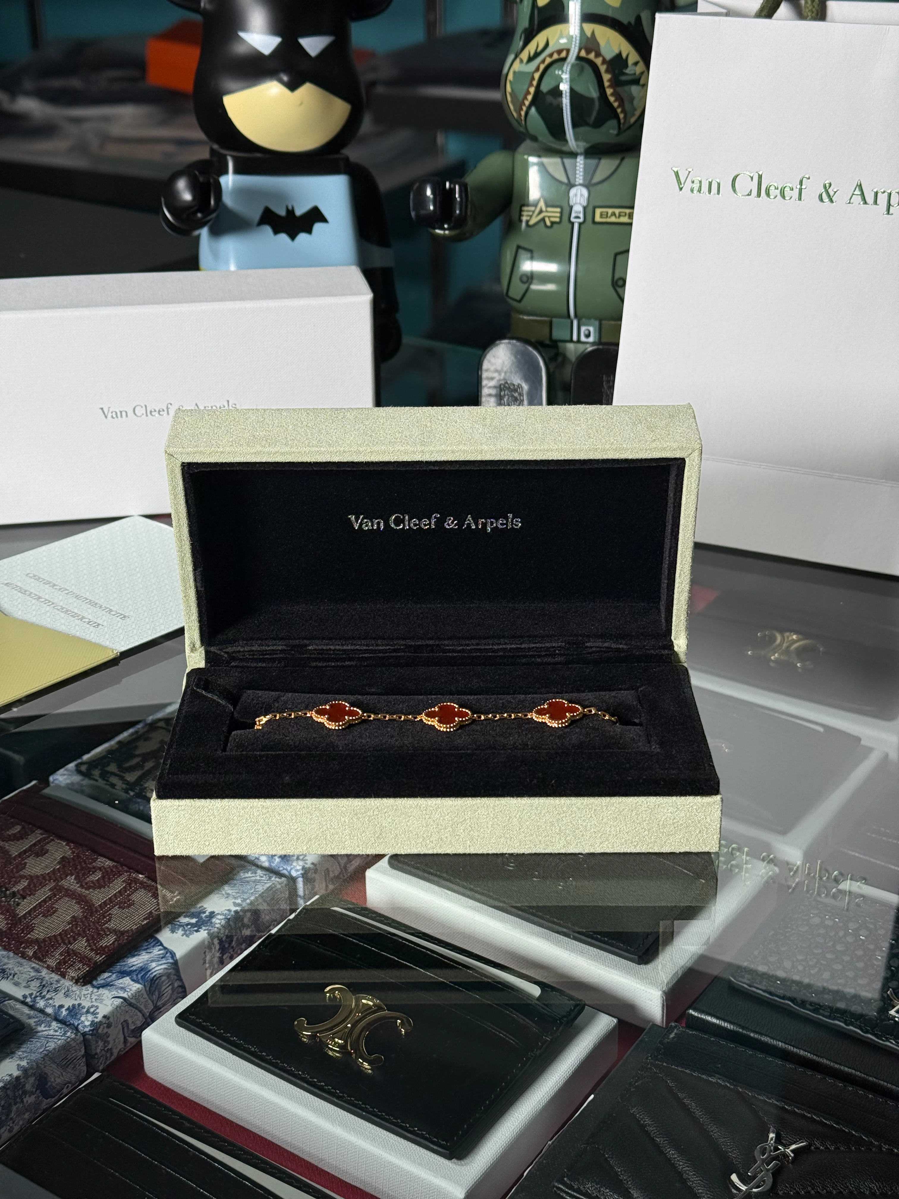 Gold Kırmızı Taşlı Unisex Bileklik