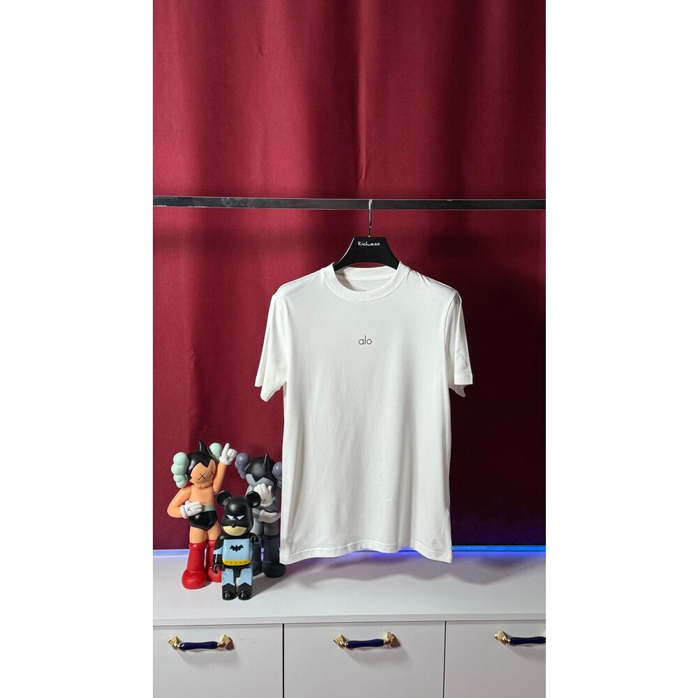 Yoga Sportswear T-Shirt NW