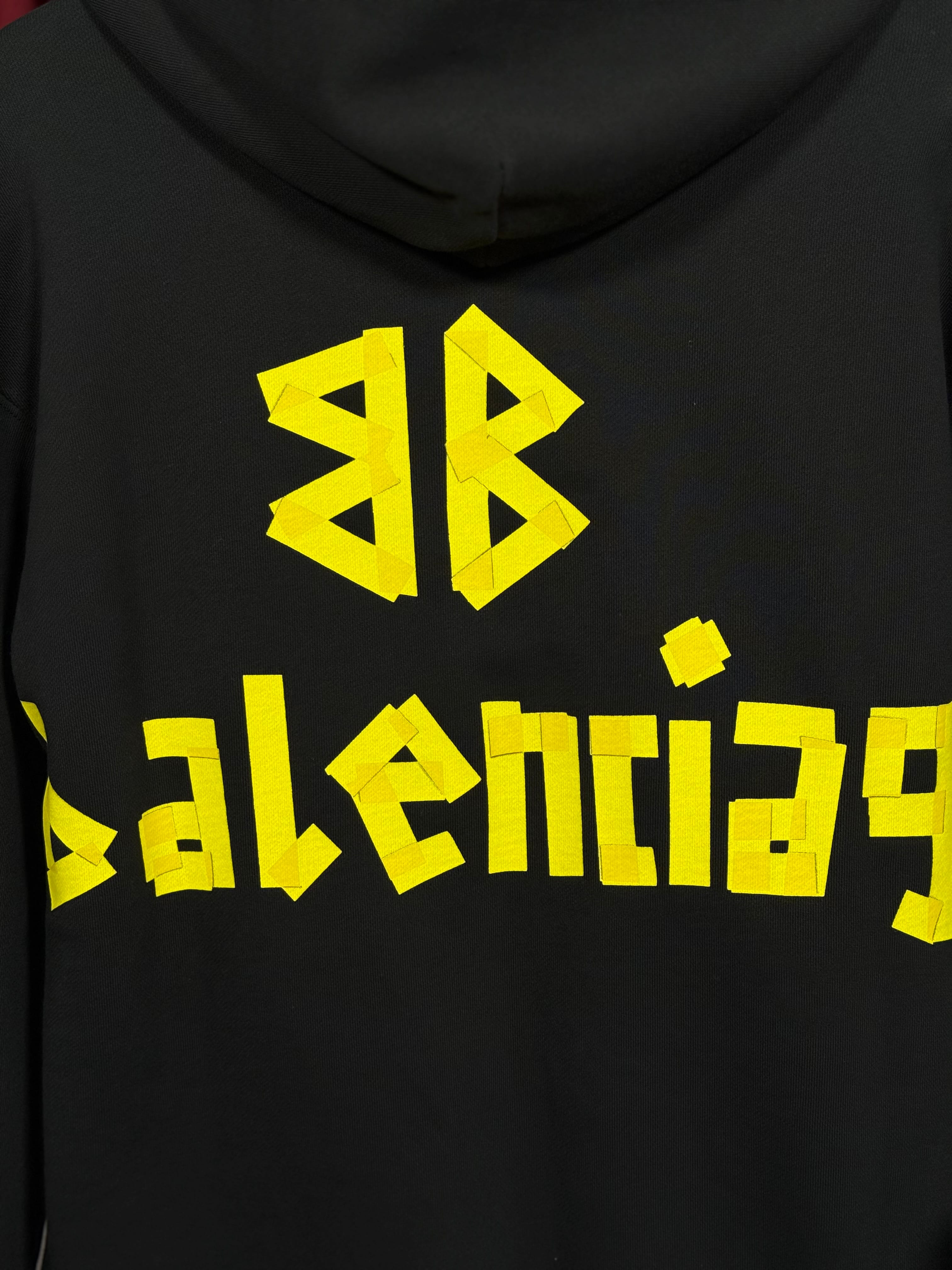 Kapşonlu Baskı Detaylı Siyah Erkek Sweatshirt