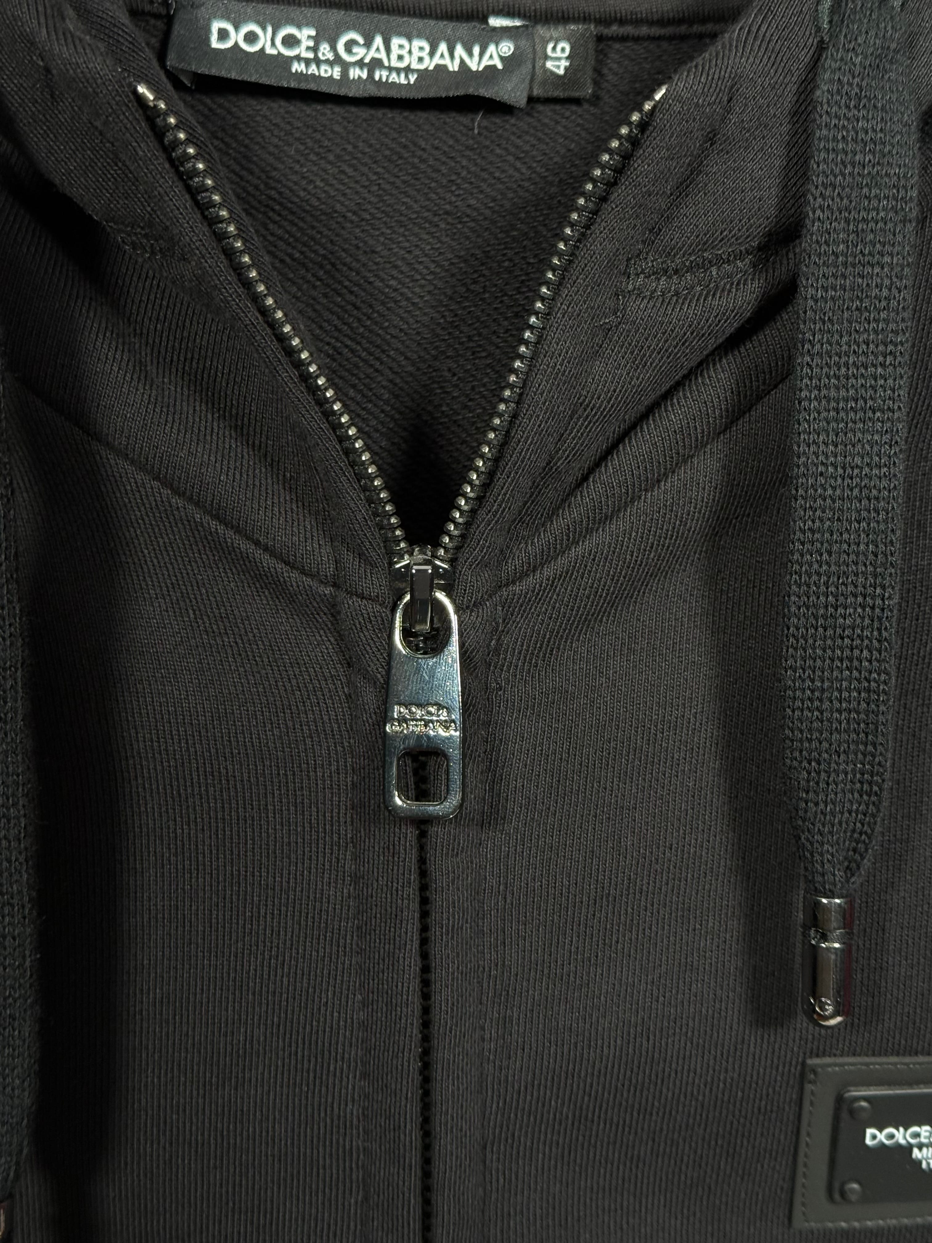 Metal Plaka Logo Detaylı Erkek Kapşonlu Sweatshirt