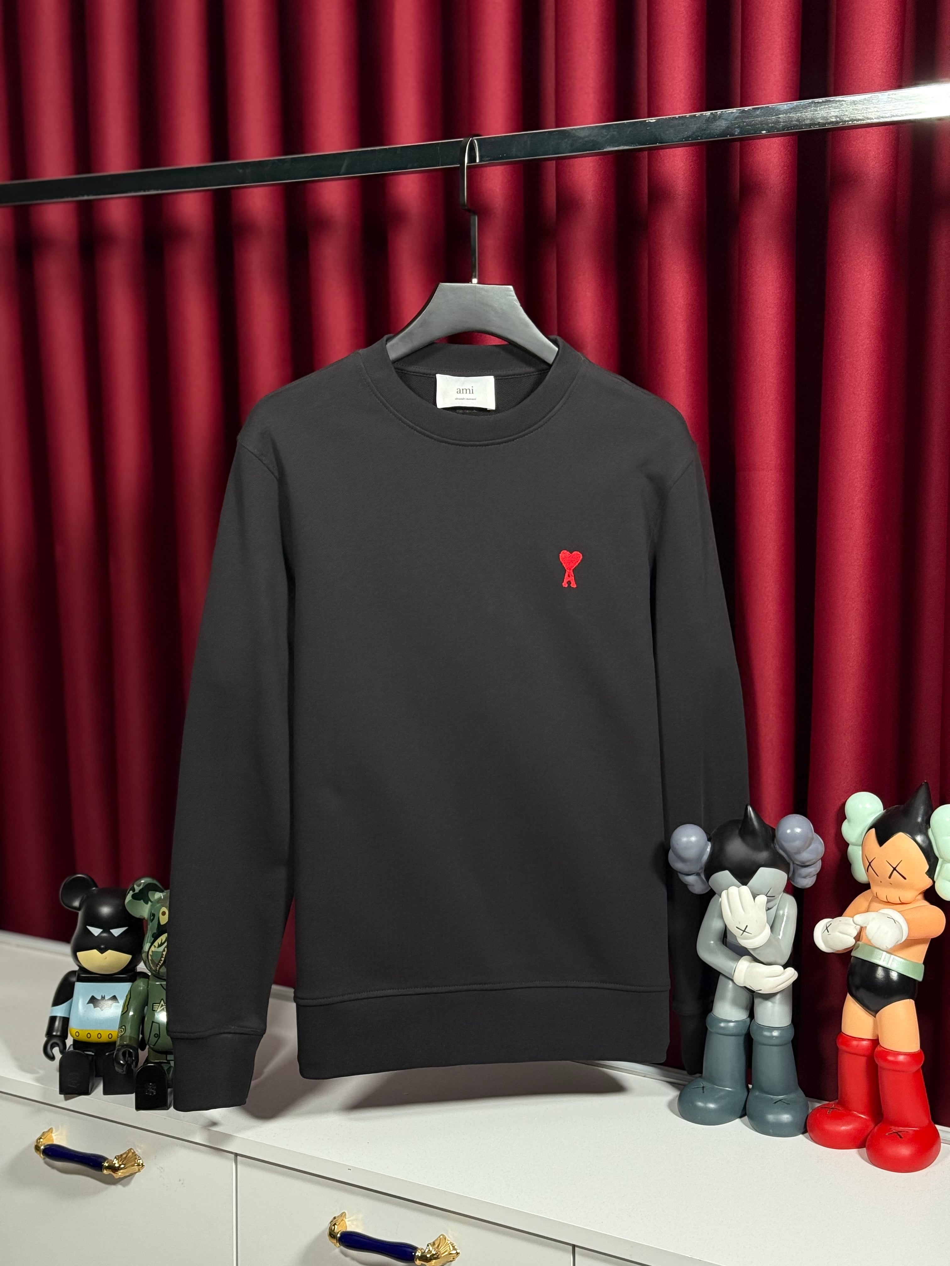 Kalp Nakış Logo Detaylı Siyah Erkek Sweatshirt