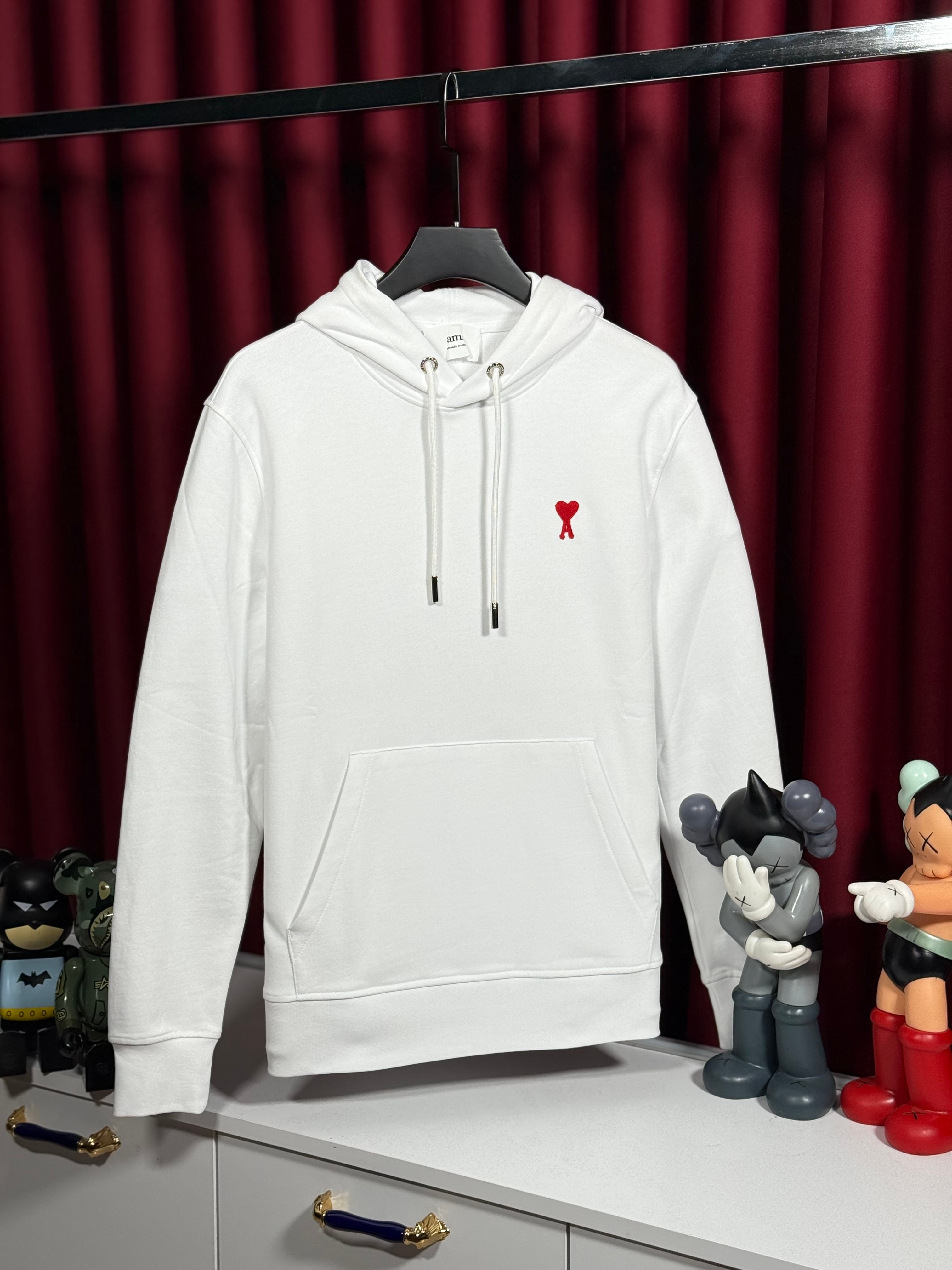 Kalp Logo Detaylı Beyaz Kapşonlu Erkek Sweatshirt