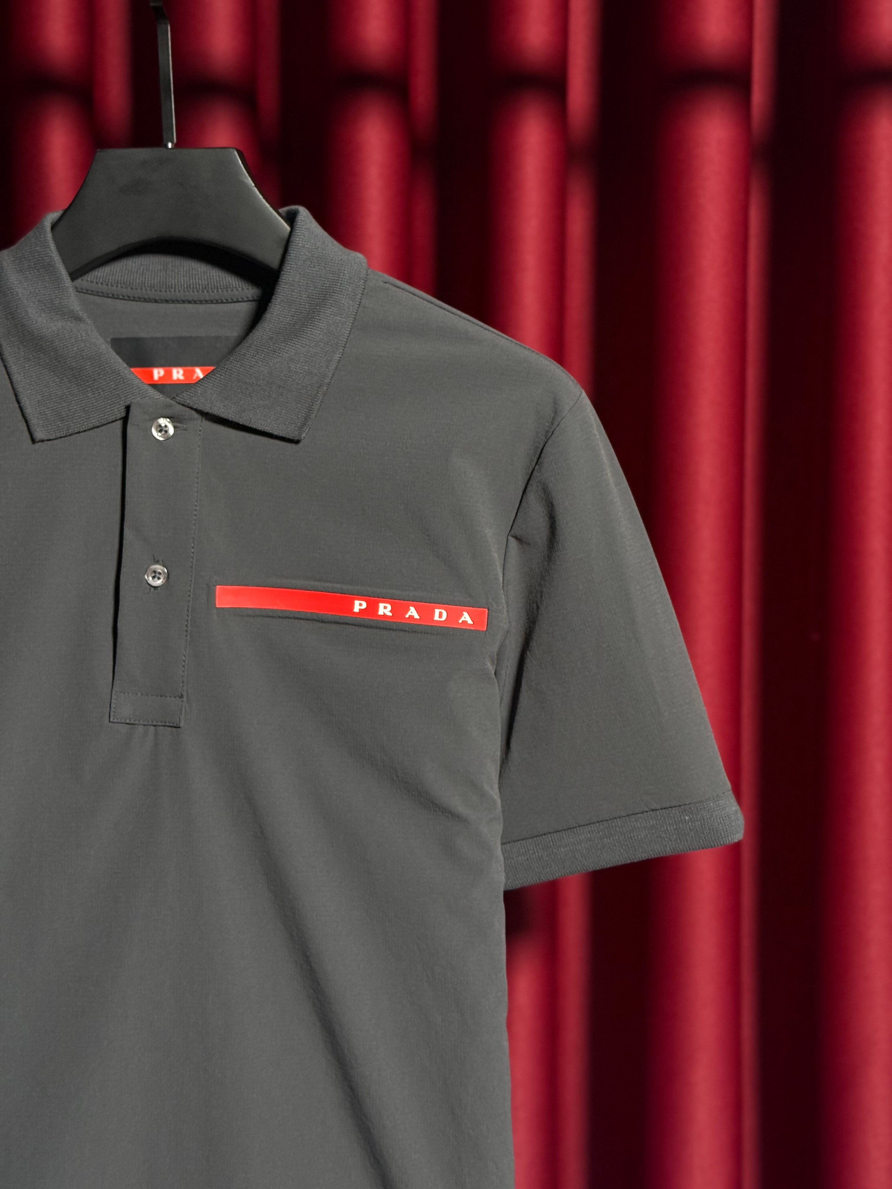 İthal Kırmızı Logo Detaylı Polo T-shirt