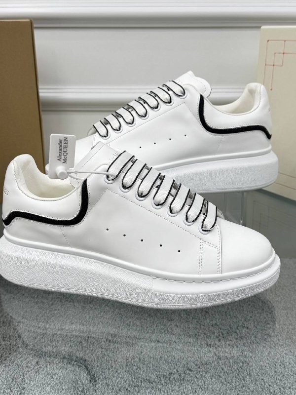 Oversize Beyaz Erkek Deri Sneaker