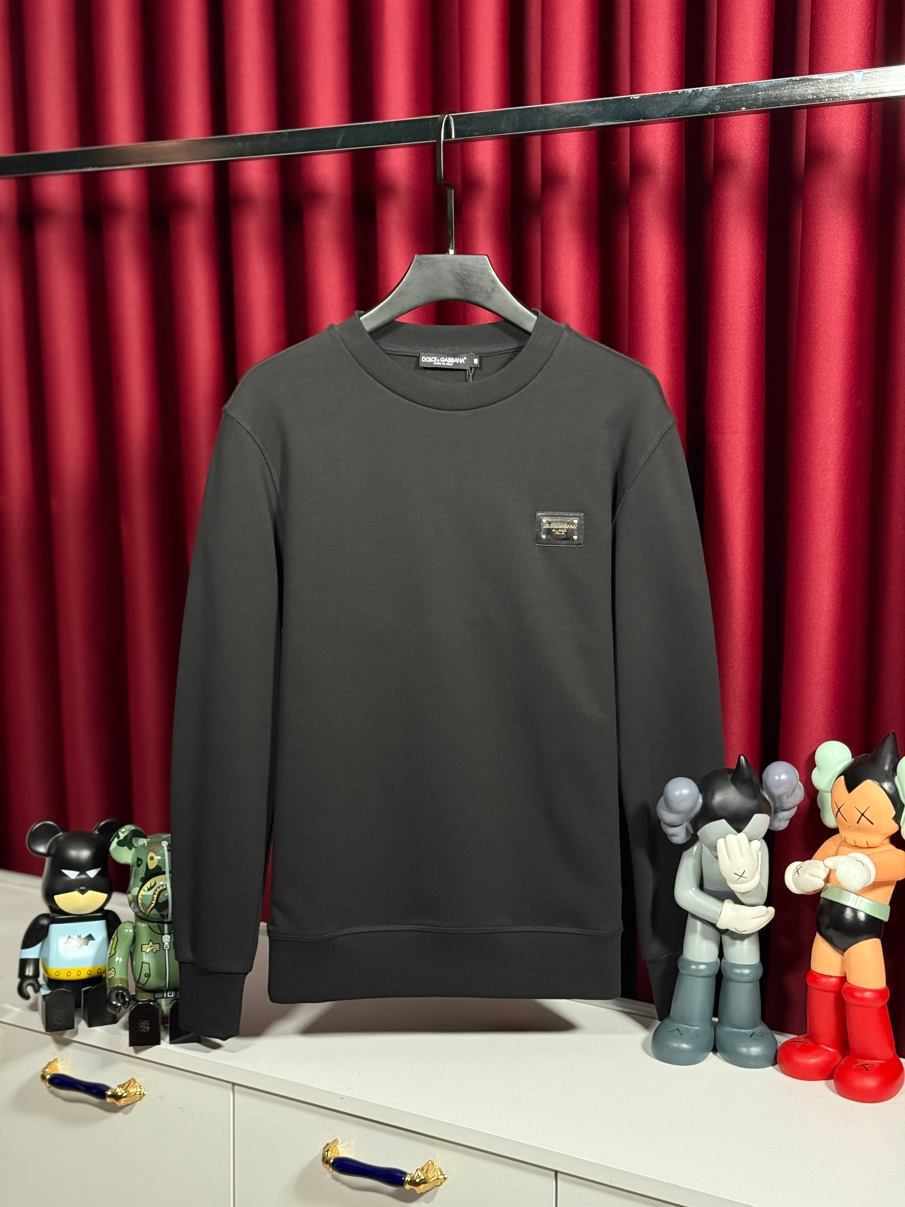 Metal Plaka Logo Detaylı Erkek Sweatshirt