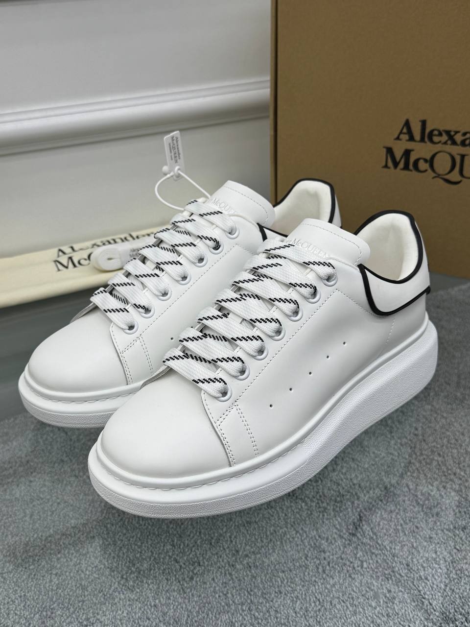 Oversize Beyaz Erkek Deri Sneaker