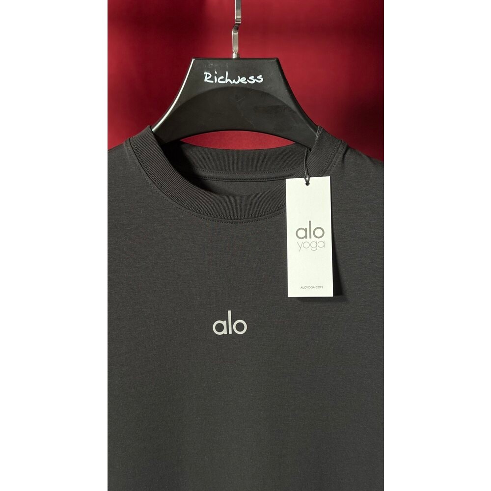 Yoga Sportswear T-Shirt NW