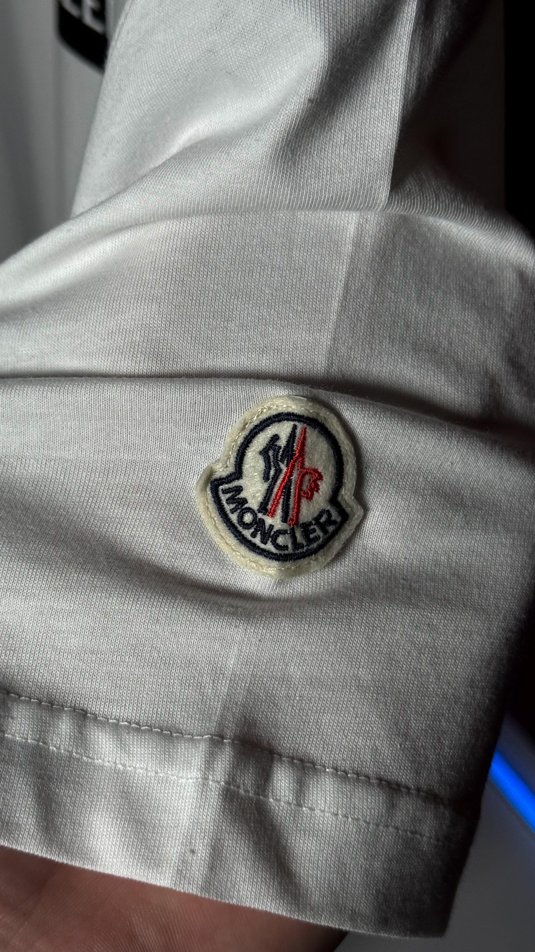 Kol Logo Detaylı Beyaz Erkek T-shirt