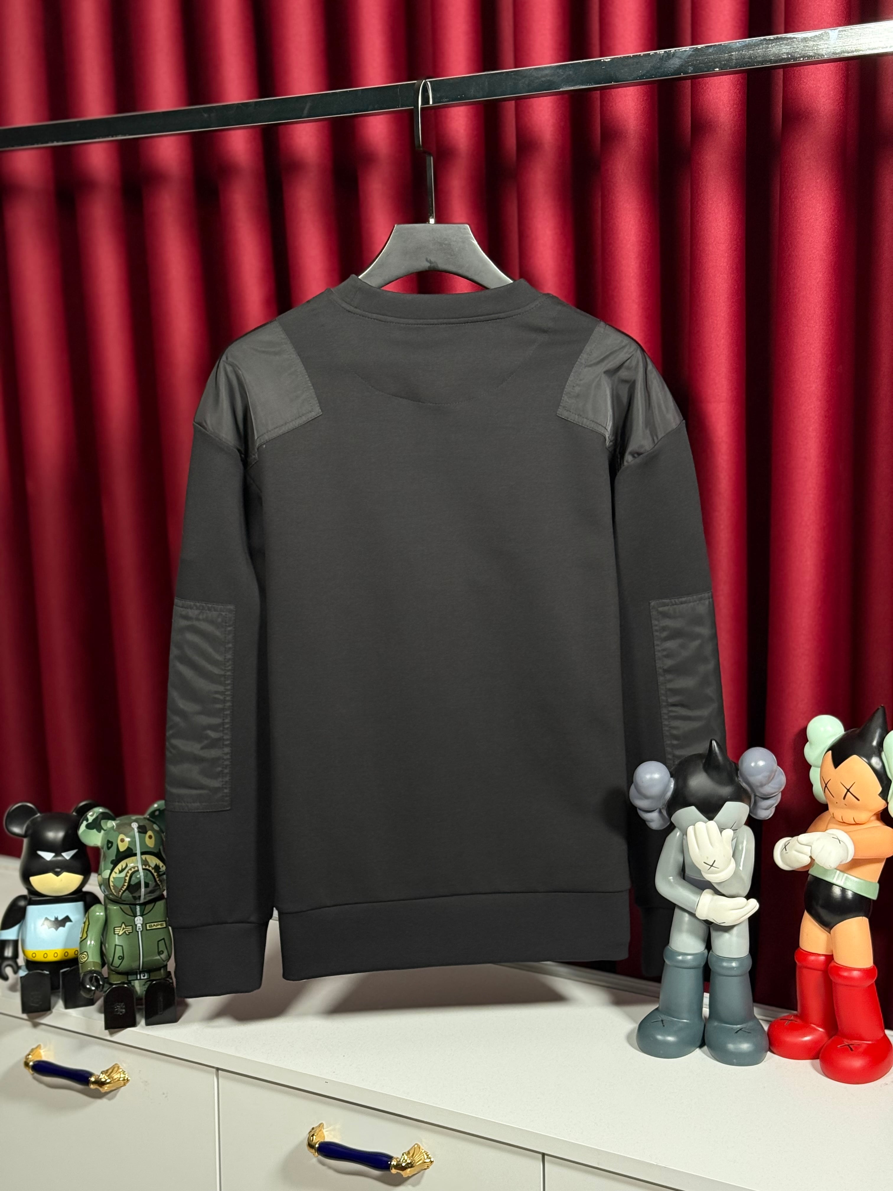 Paraşüt Detaylı Erkek Sweatshirt