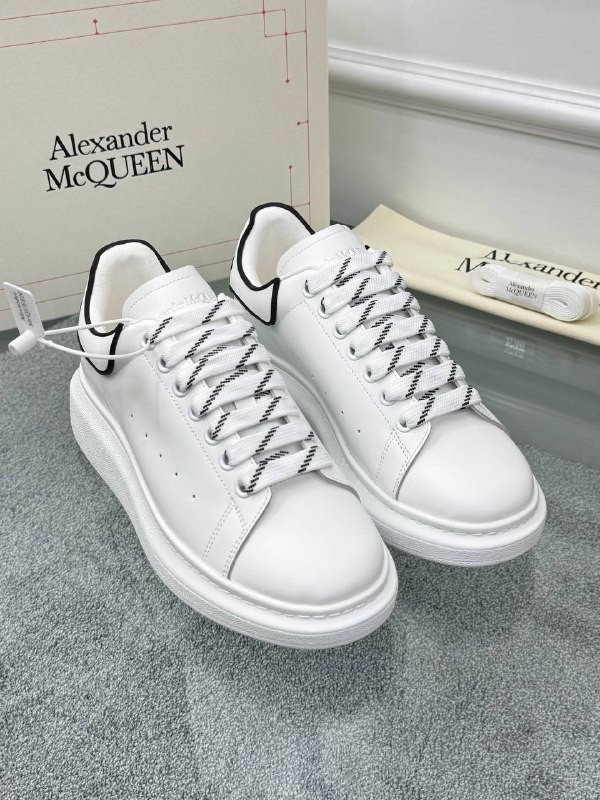 Oversize Beyaz Erkek Deri Sneaker