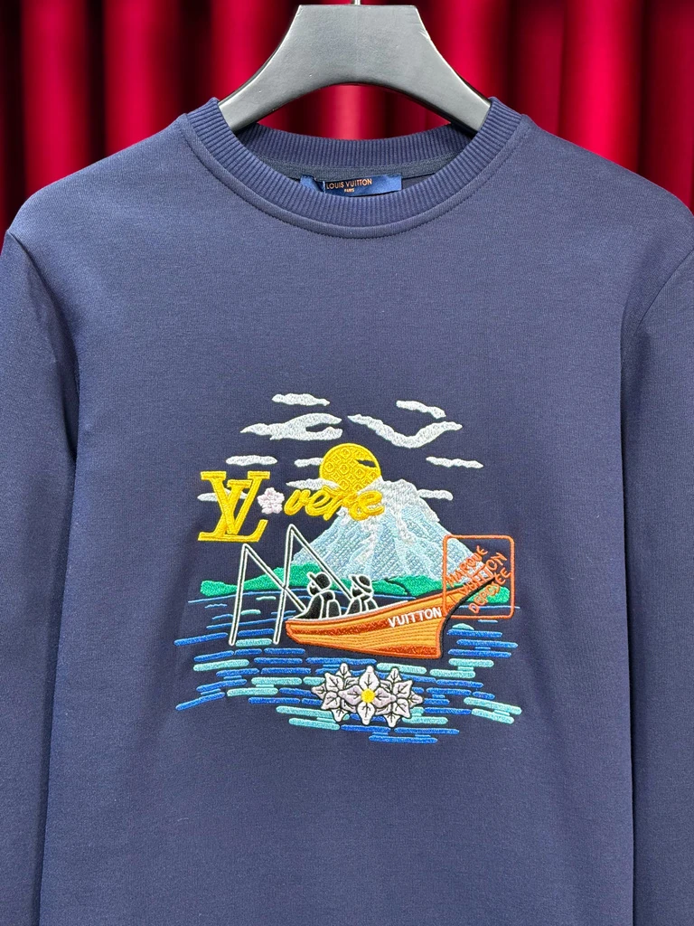 LV Nakış İşlemeli Lacivert Erkek Sweatshirt