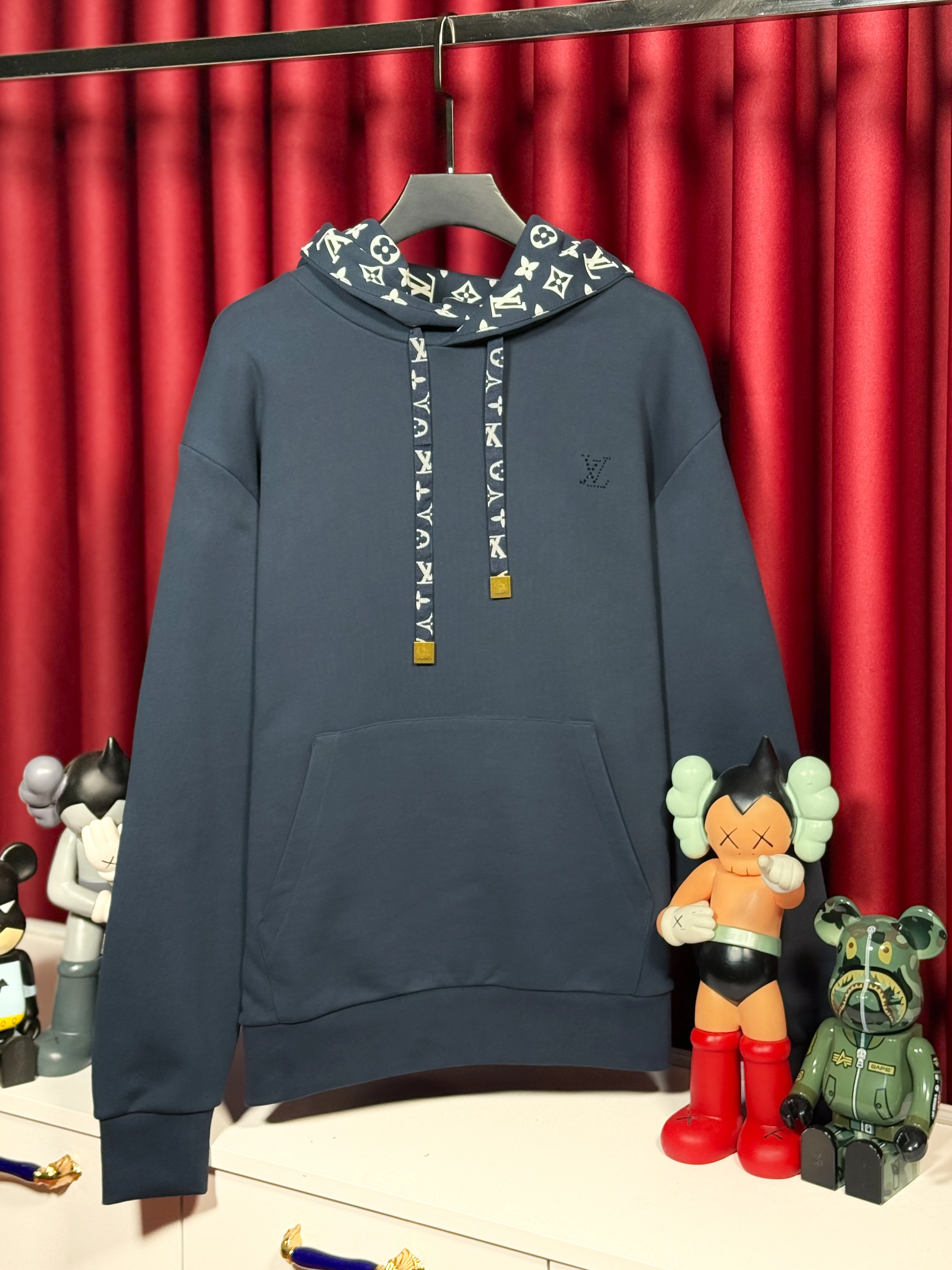 Monogram Desenli Lacivert Erkek Kapşonlu Sweatshirt