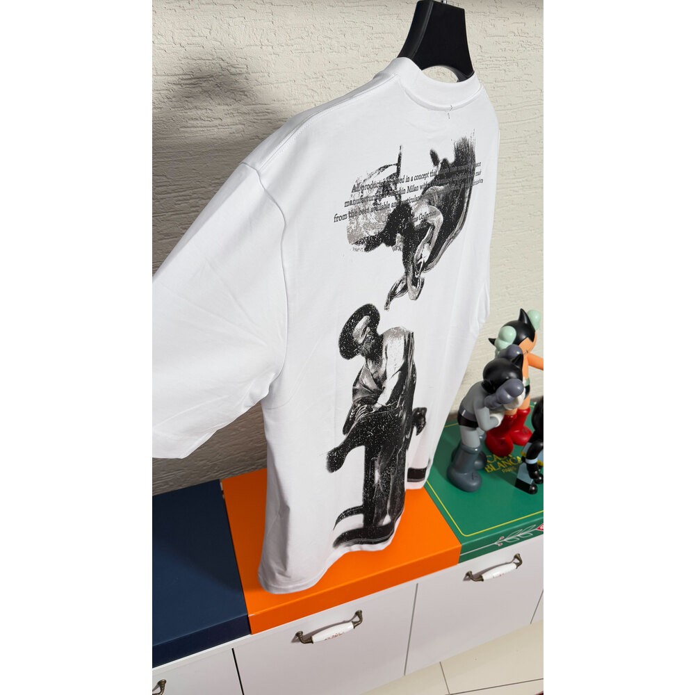 Arka Baskı Detaylı Beyaz Erkek T-shirt