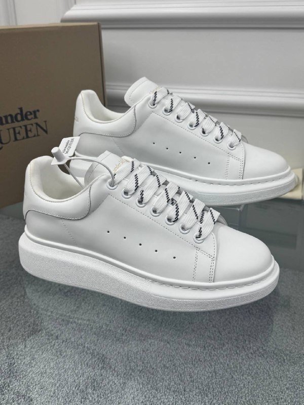 Oversize Beyaz Erkek Deri Sneaker