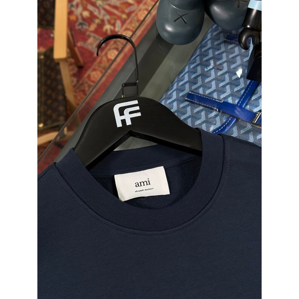 Kalp Nakış Logo Detaylı Erkek Sweatshirt