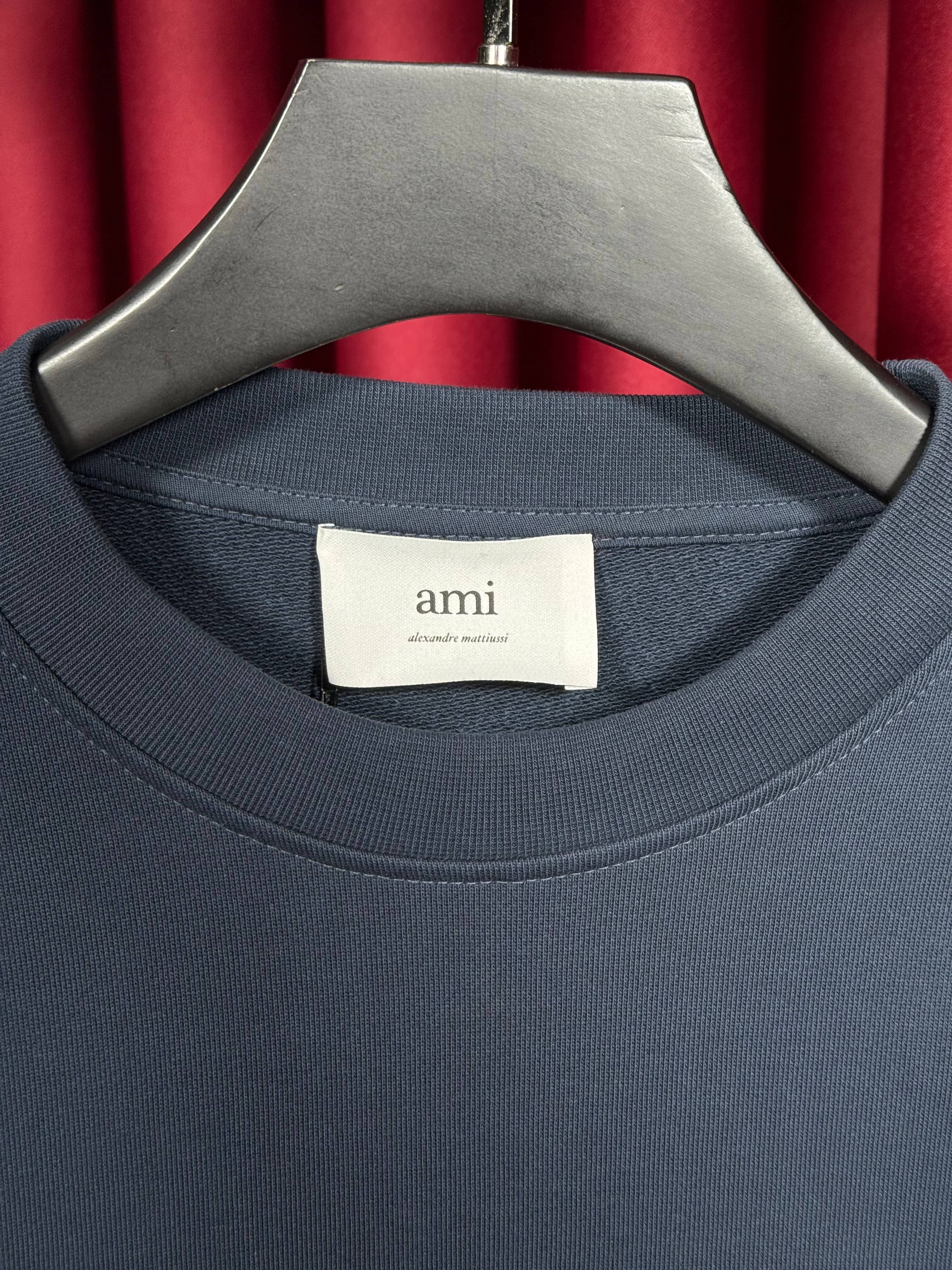Kalp Nakış Logo Detaylı Lacivert Erkek Sweatshirt