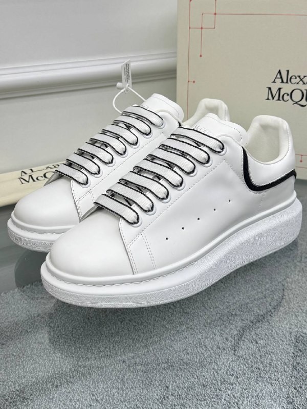 Oversize Beyaz Erkek Deri Sneaker