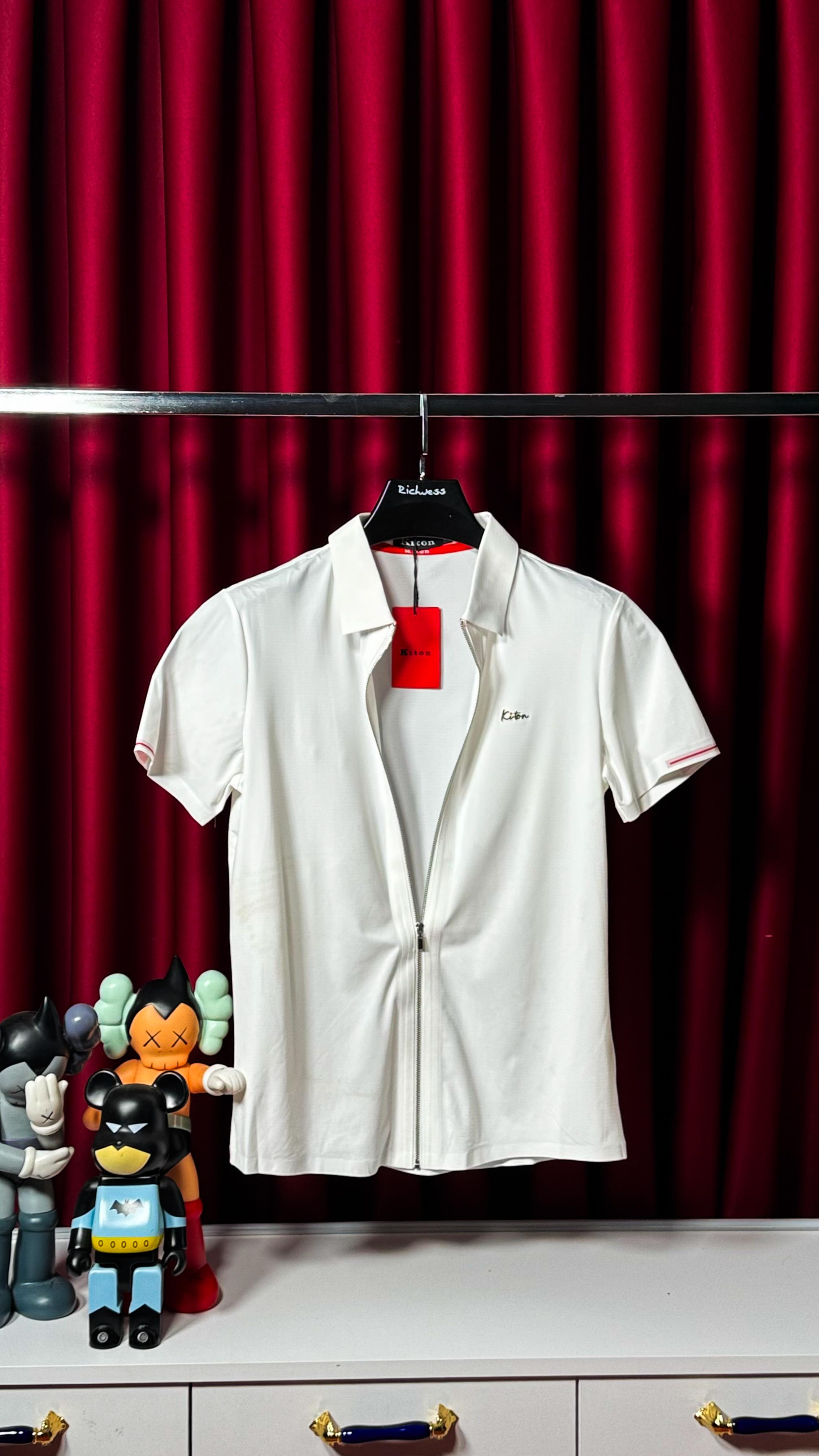İthal Baskı Logo Detaylı Beyaz Polo Yaka T-shirt
