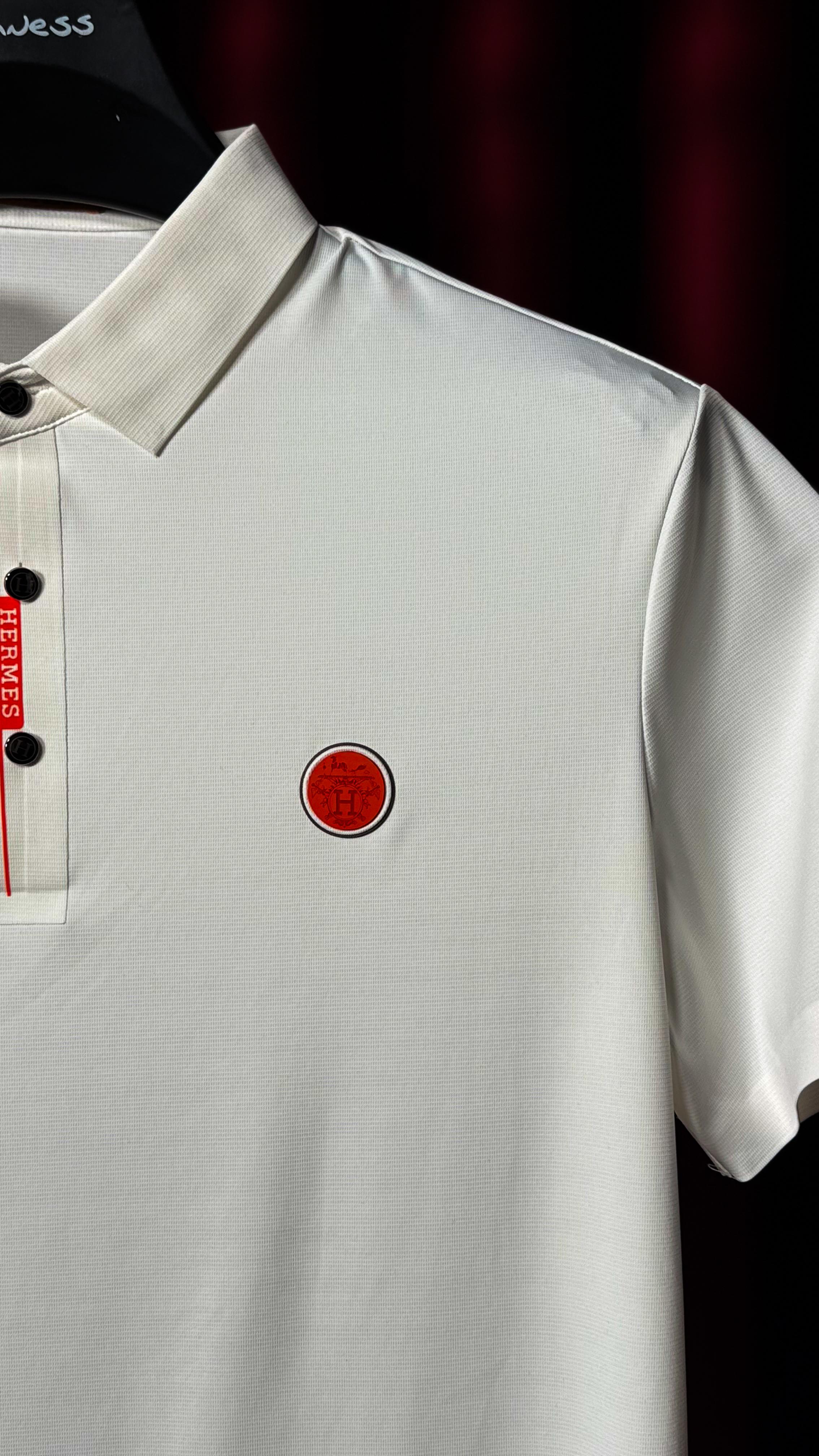 İthal Logo Detaylı Beyaz Polo Yaka T-shirt