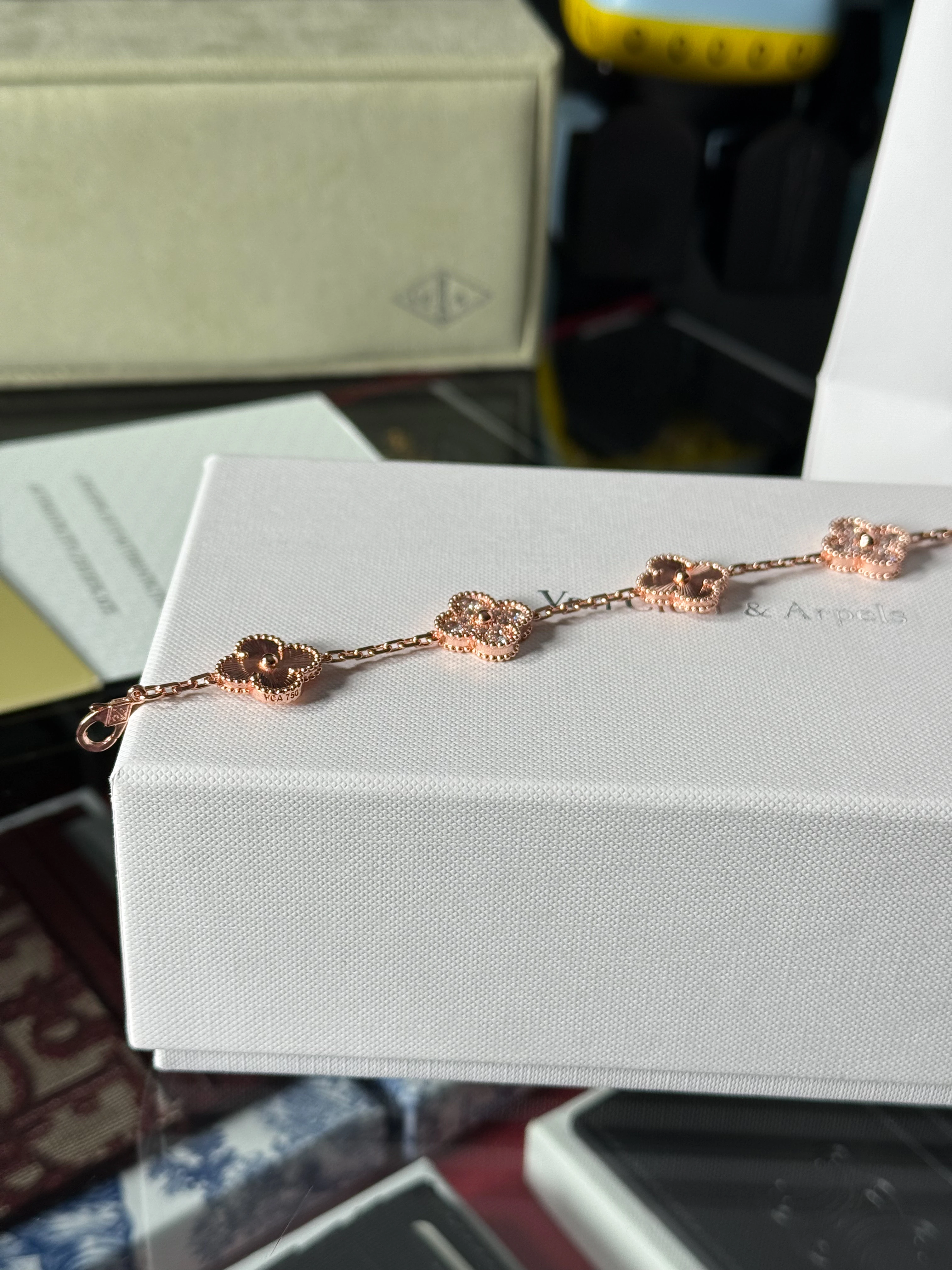 Rose Gold Pırlanta Taşlı Unisex Bileklik