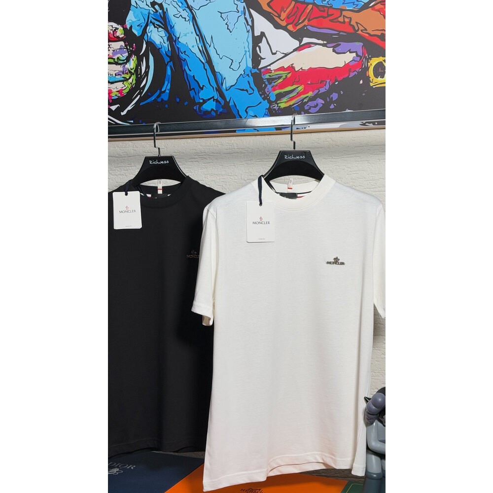Metal Plaka Logo Detaylı Erkek T-shirt