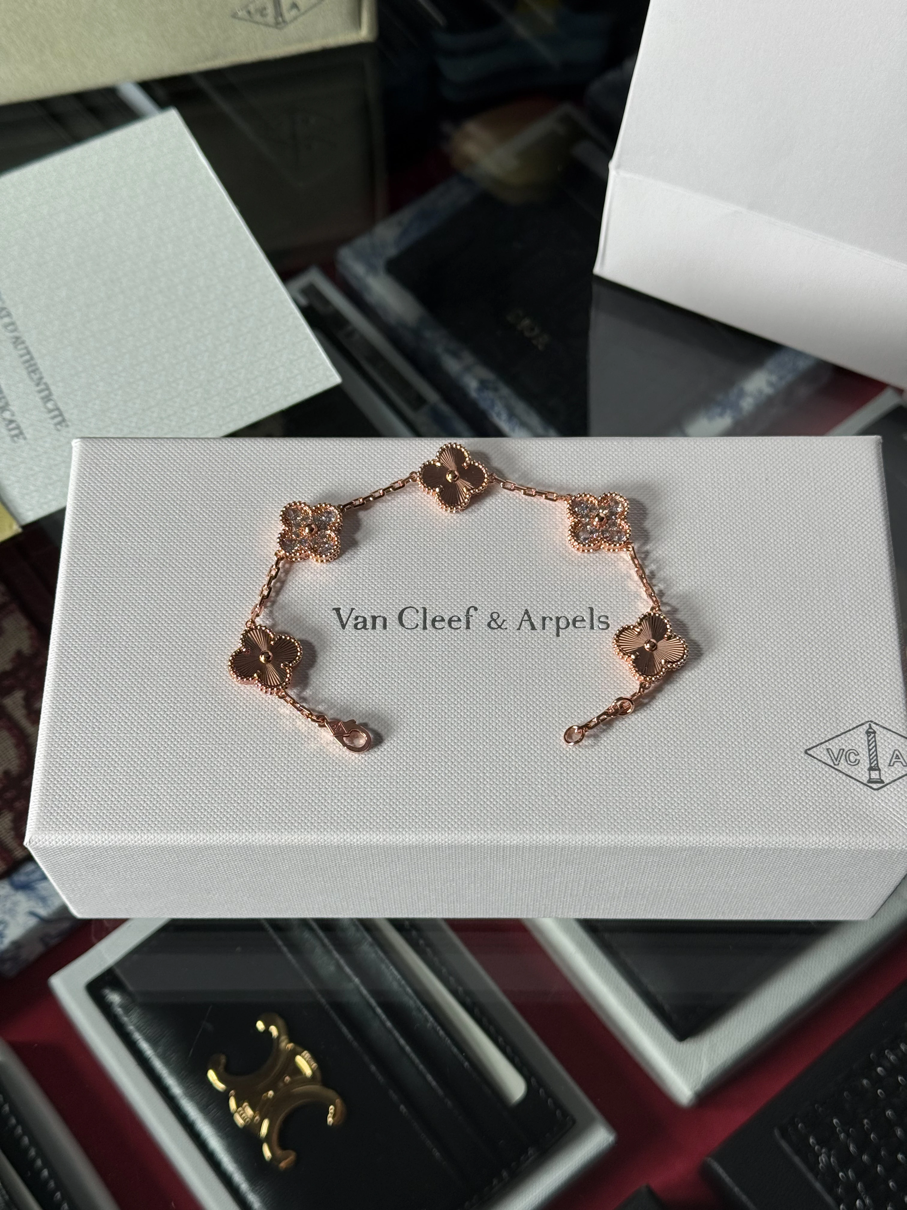 Rose Gold Pırlanta Taşlı Unisex Bileklik