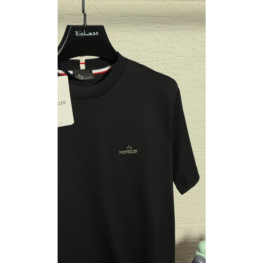 Metal Plaka Logo Detaylı Erkek T-shirt