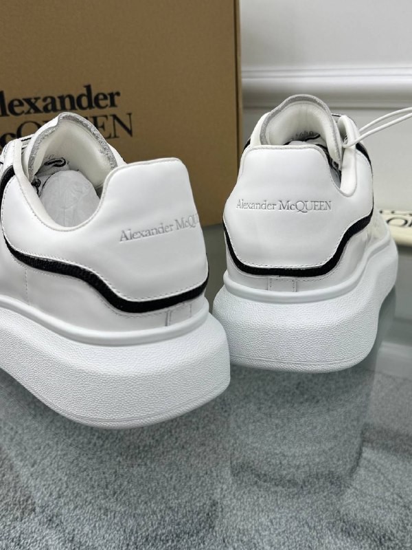 Oversize Beyaz Erkek Deri Sneaker