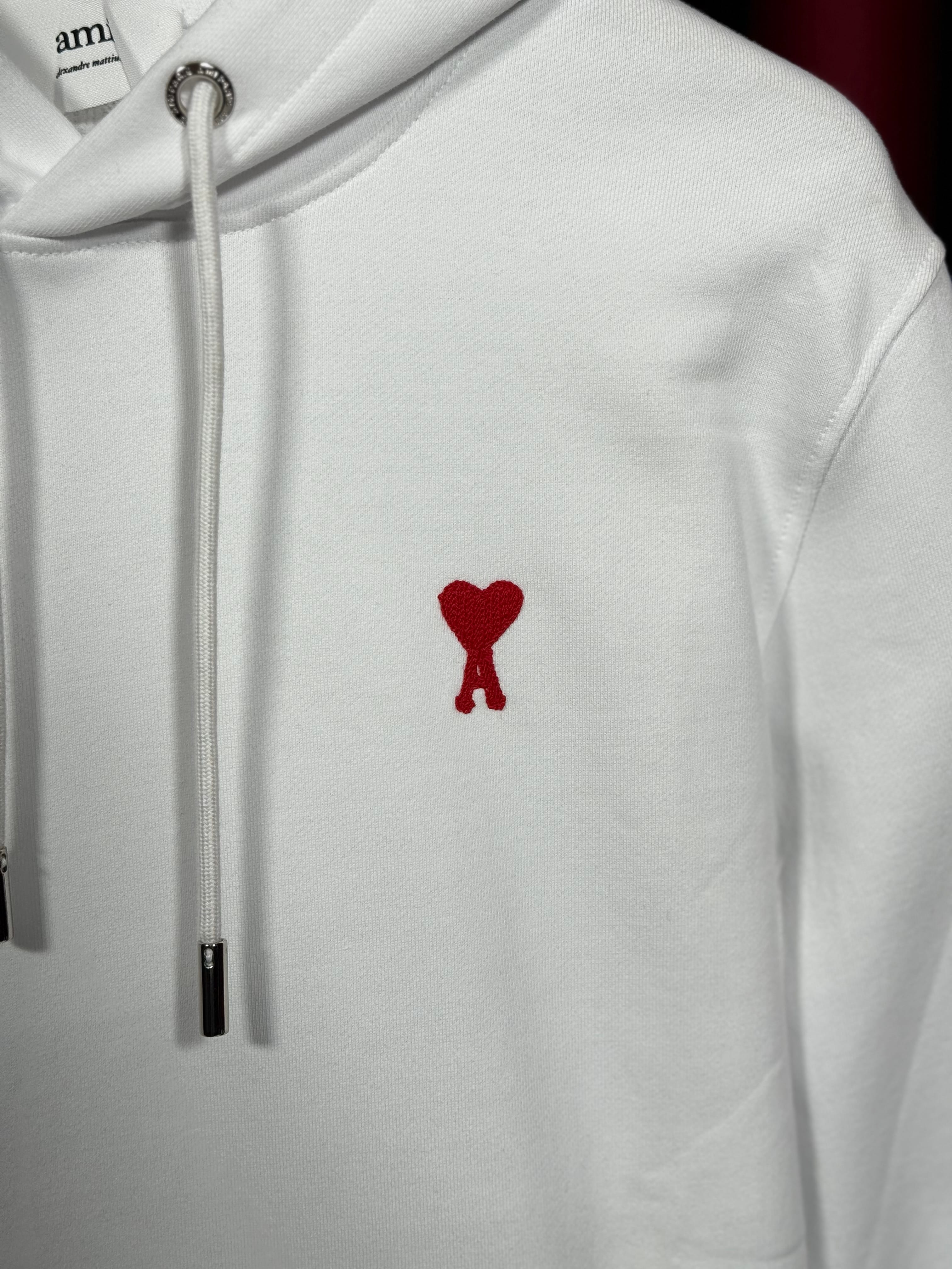 Kalp Logo Detaylı Beyaz Kapşonlu Erkek Sweatshirt