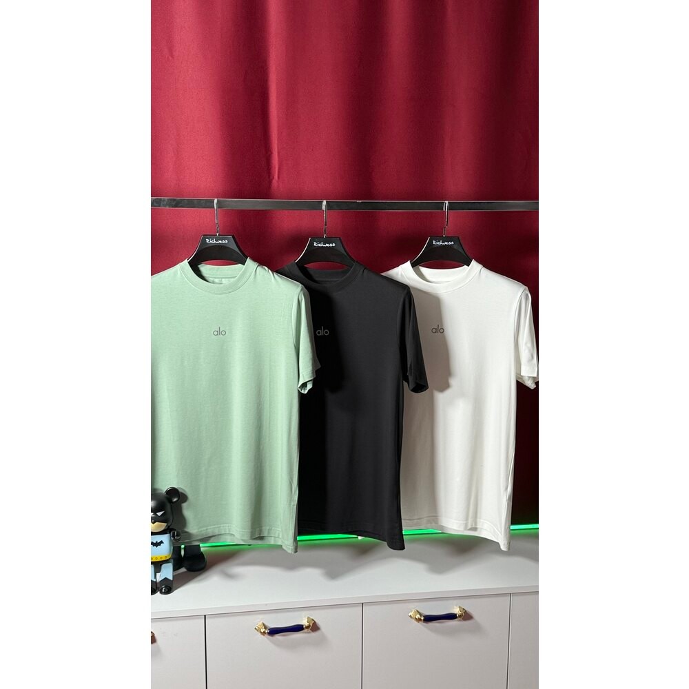 Yoga Sportswear T-Shirt NW