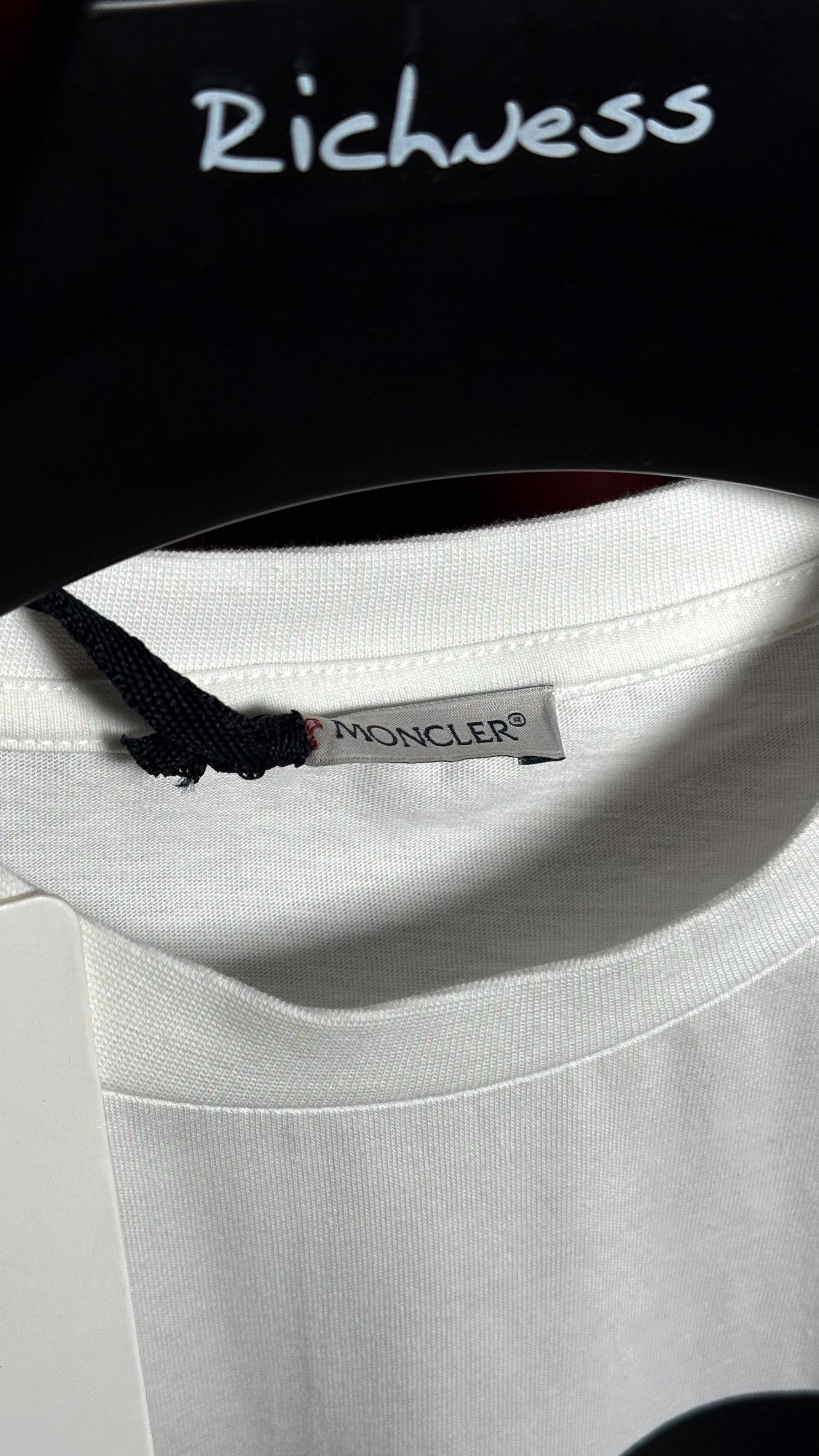 Kol Logo Detaylı Beyaz Erkek T-shirt