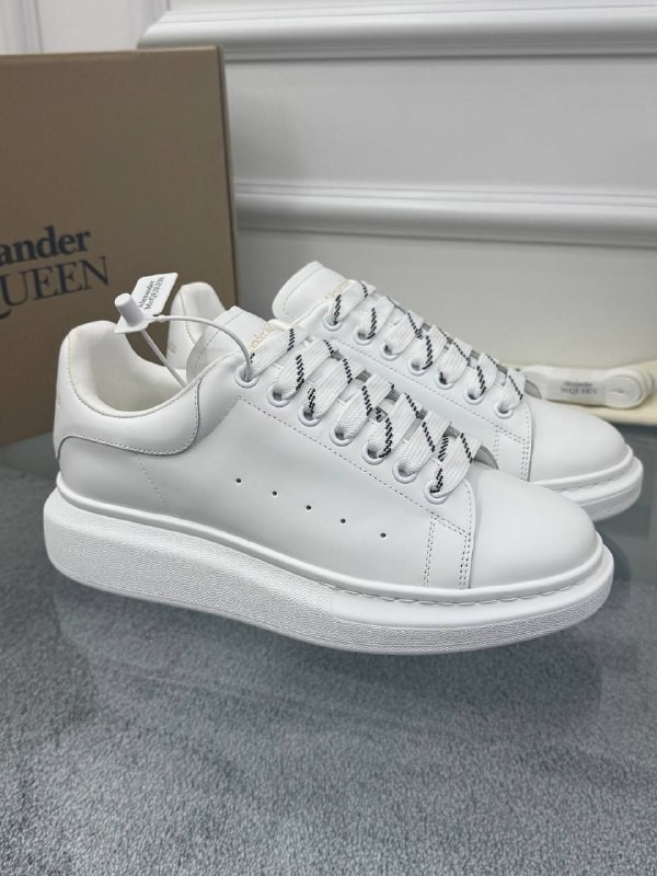 Oversize Beyaz Erkek Deri Sneaker