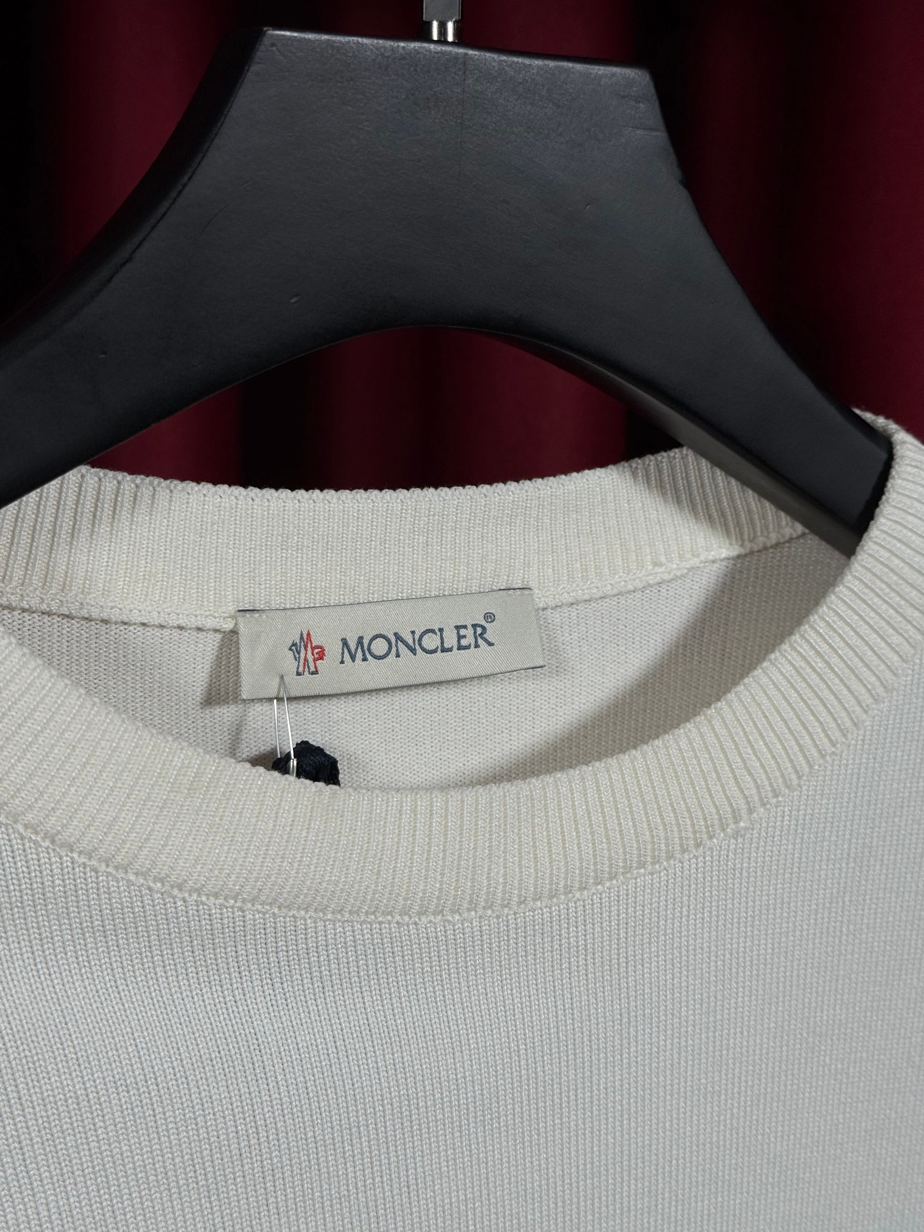Kolda Logo Detaylı Beyaz Erkek Triko