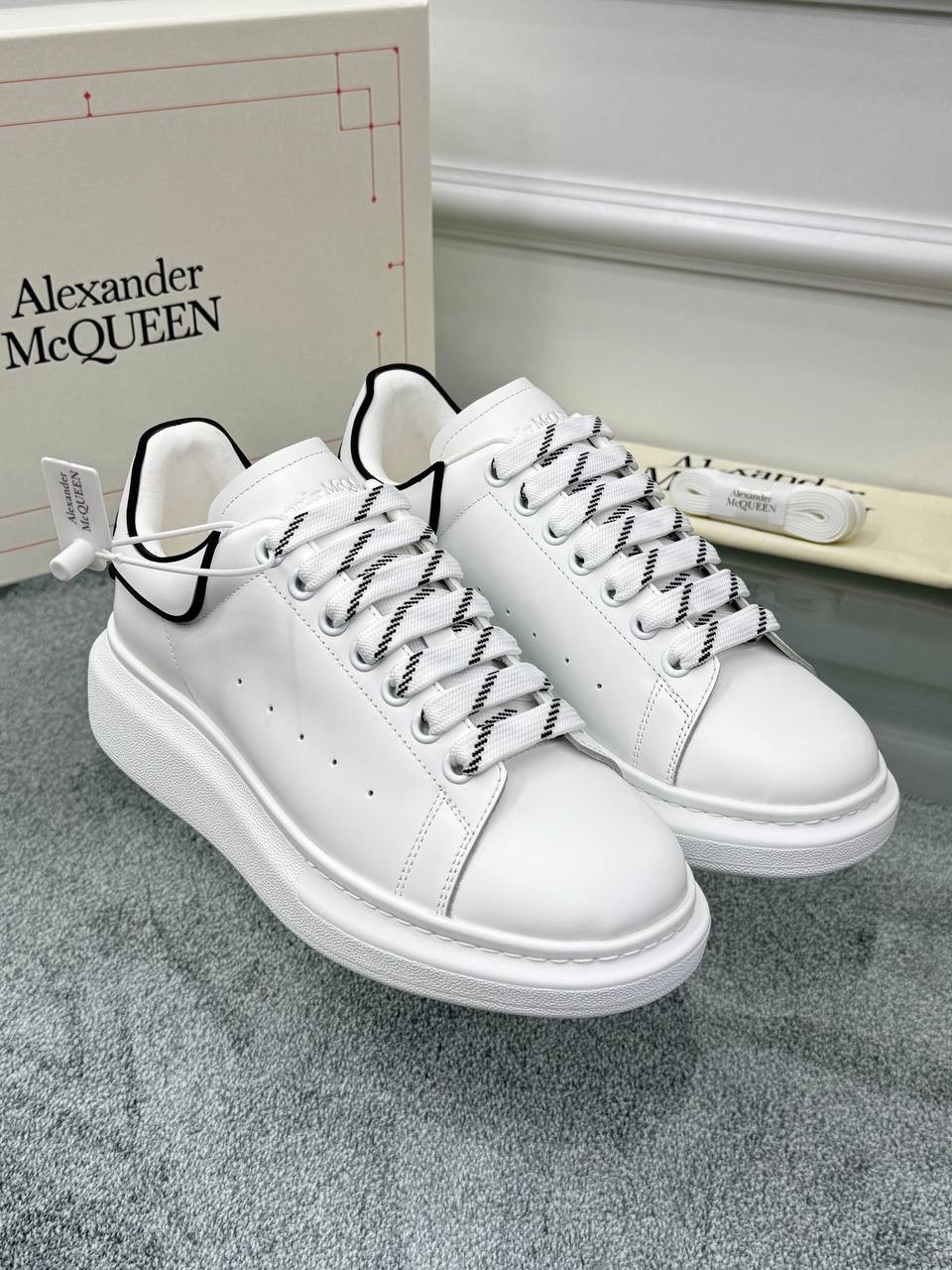 Oversize Beyaz Erkek Deri Sneaker
