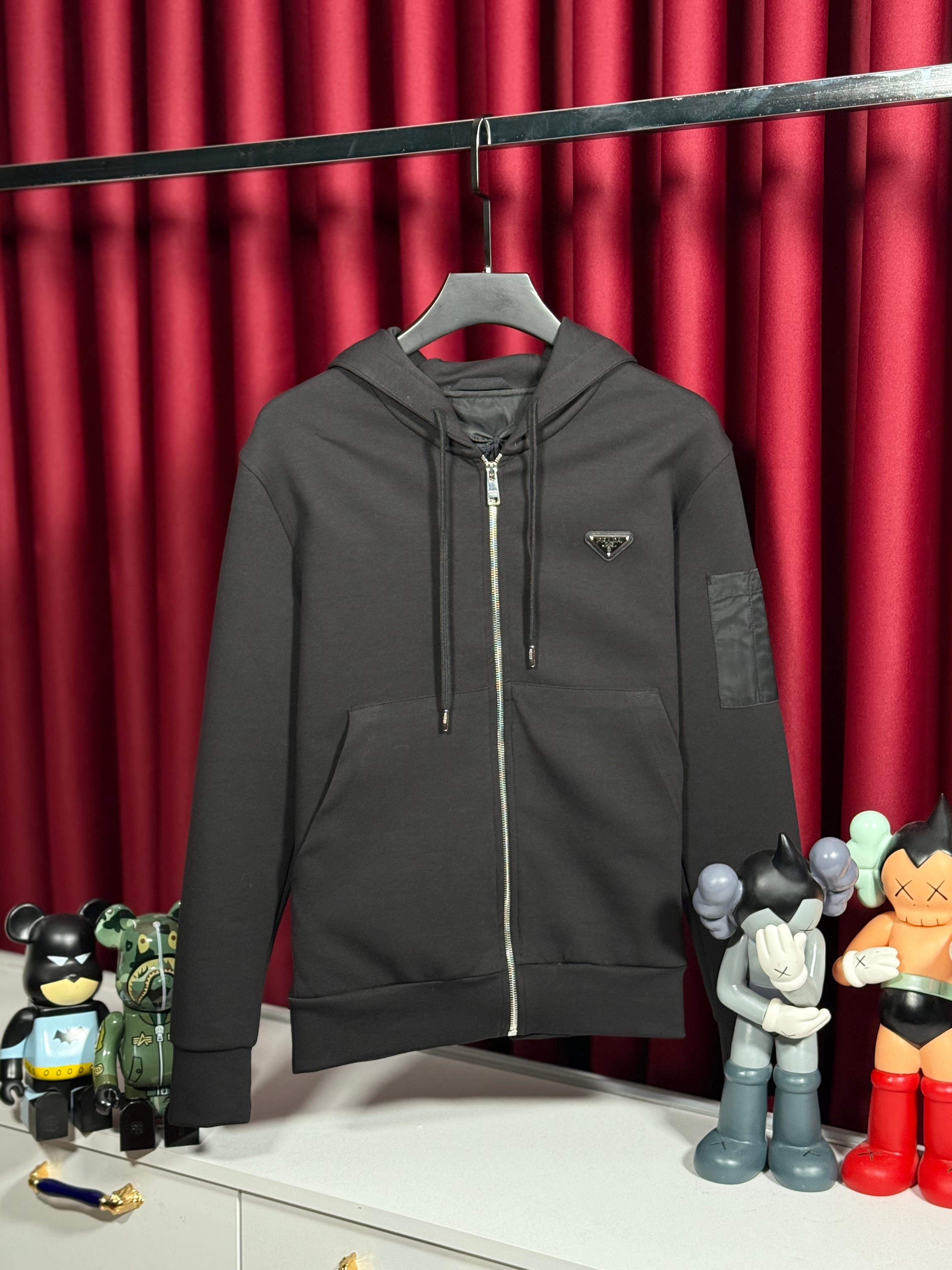 Tam Fermuarlı Metal Logo Detaylı Siyah Erkek Sweatshirt