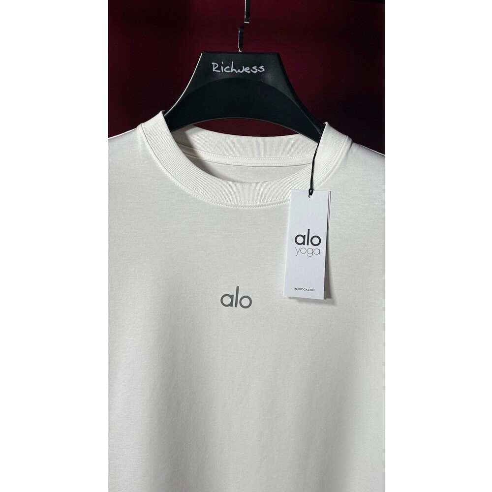 Yoga Sportswear T-Shirt NW