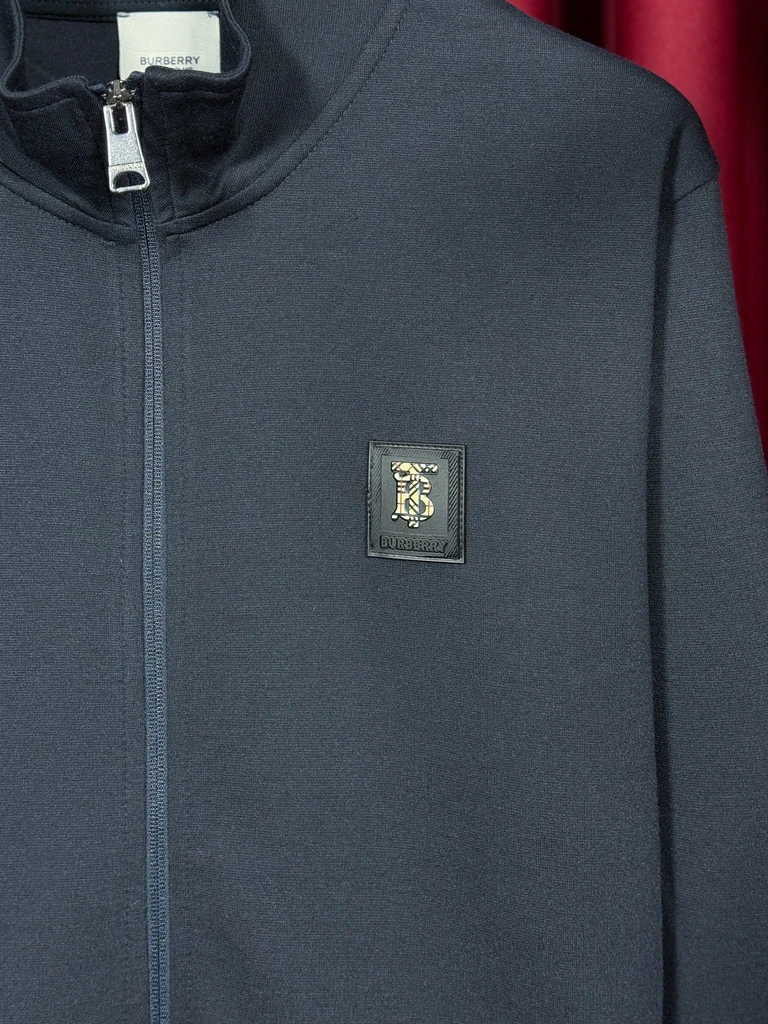 Şerit Detaylı Lacivert Eşofman Takımı