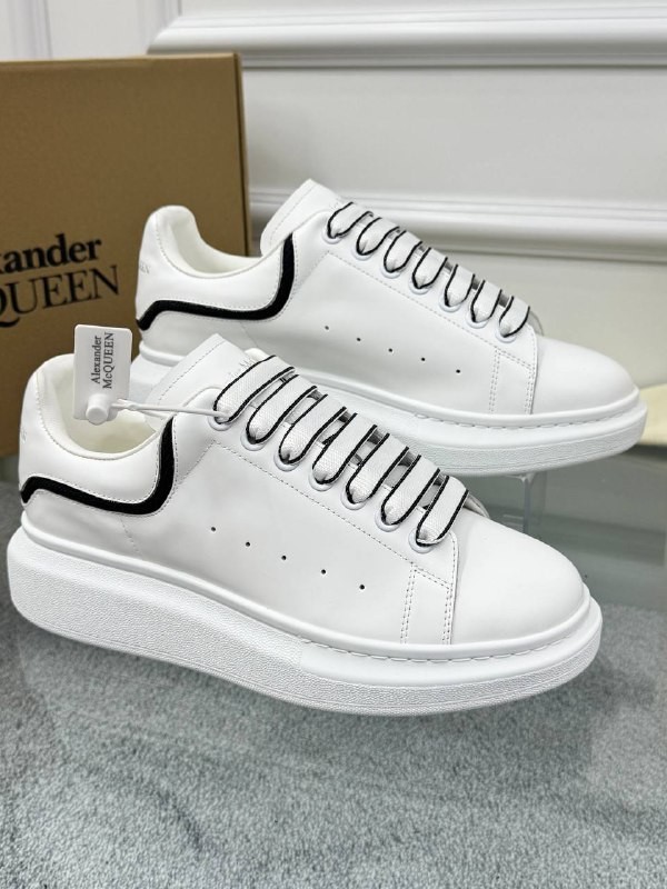 Oversize Beyaz Erkek Deri Sneaker