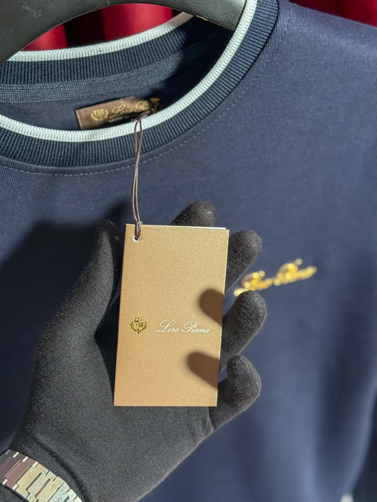 Signature Gold Logo Detaylı Lacivert Erkek Sweat