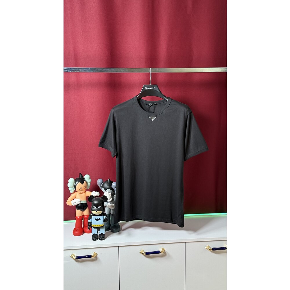 Metal Boğaz Logo Detaylı Erkek T-shirt