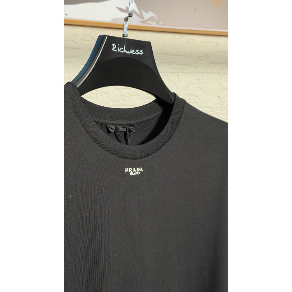 Siyah Boğaz Logo Detaylı Erkek T-shirt