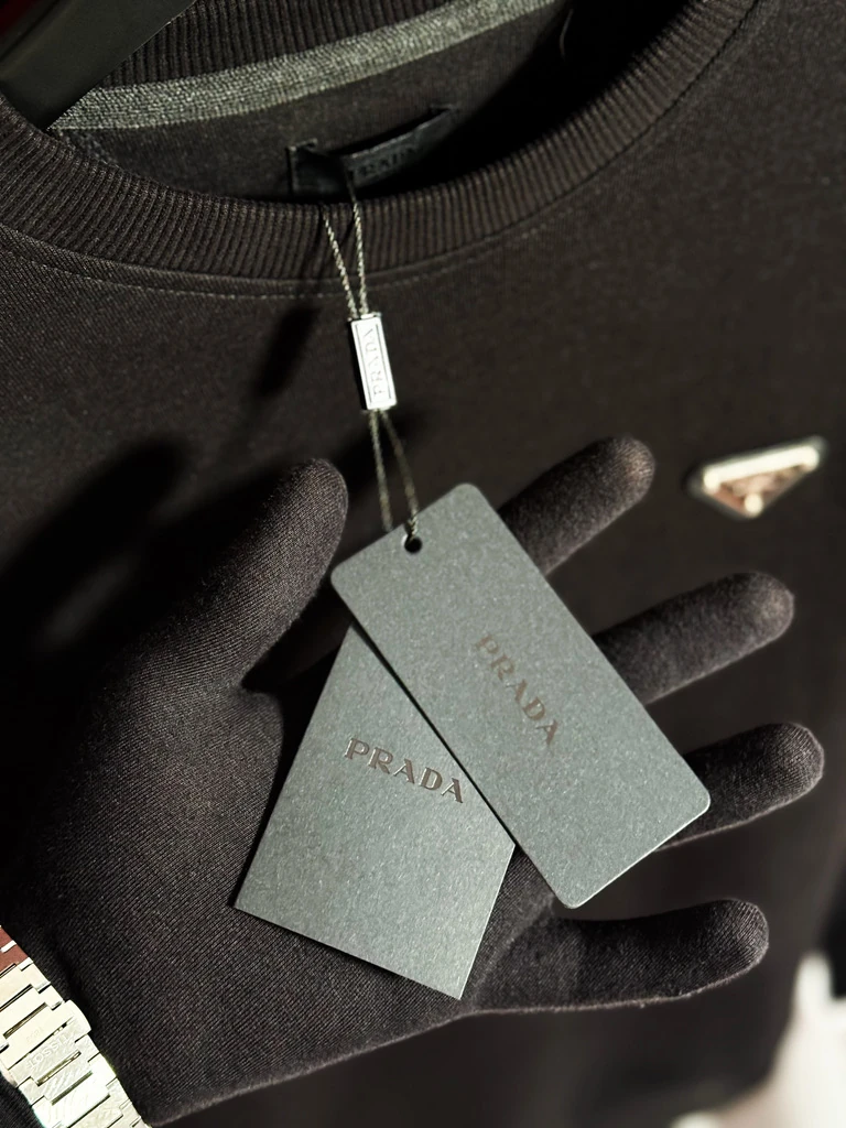 Kolda Yama Detaylı Siyah Erkek Sweatshirt