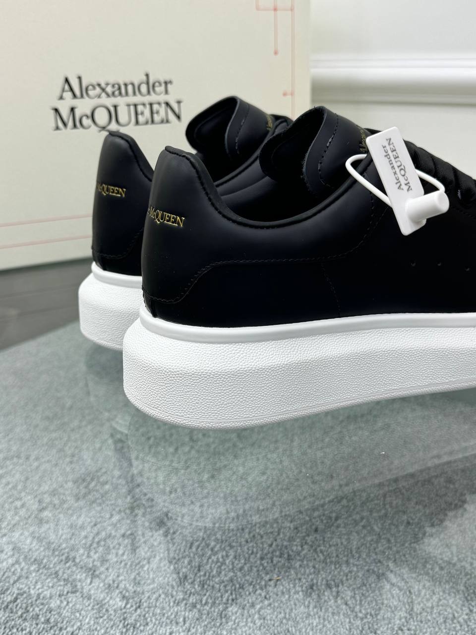 Oversize Siyah Deri Sneaker